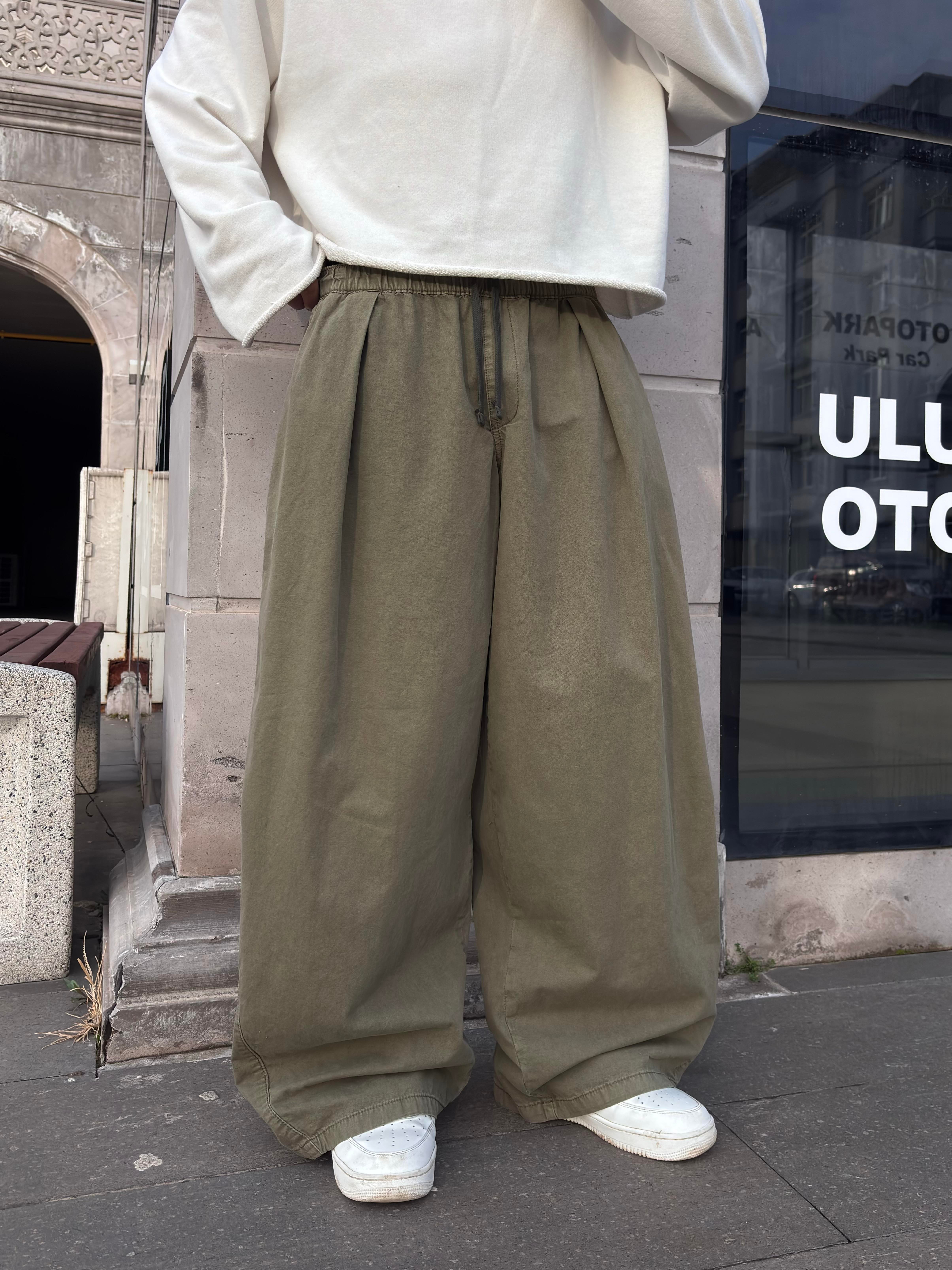 Green Tone Bobbi Baggy Pants