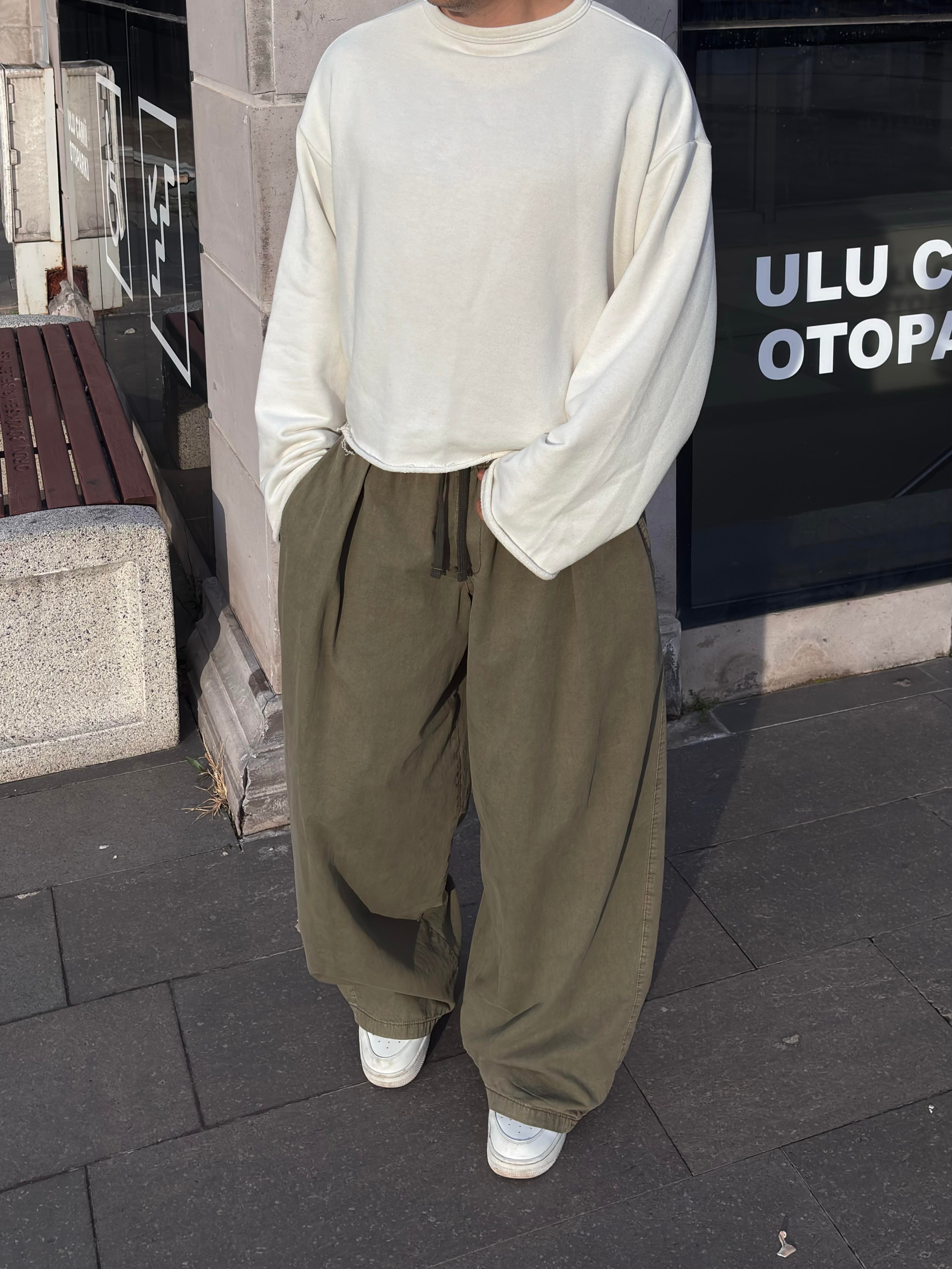 Green Tone Bobbi Baggy Pants
