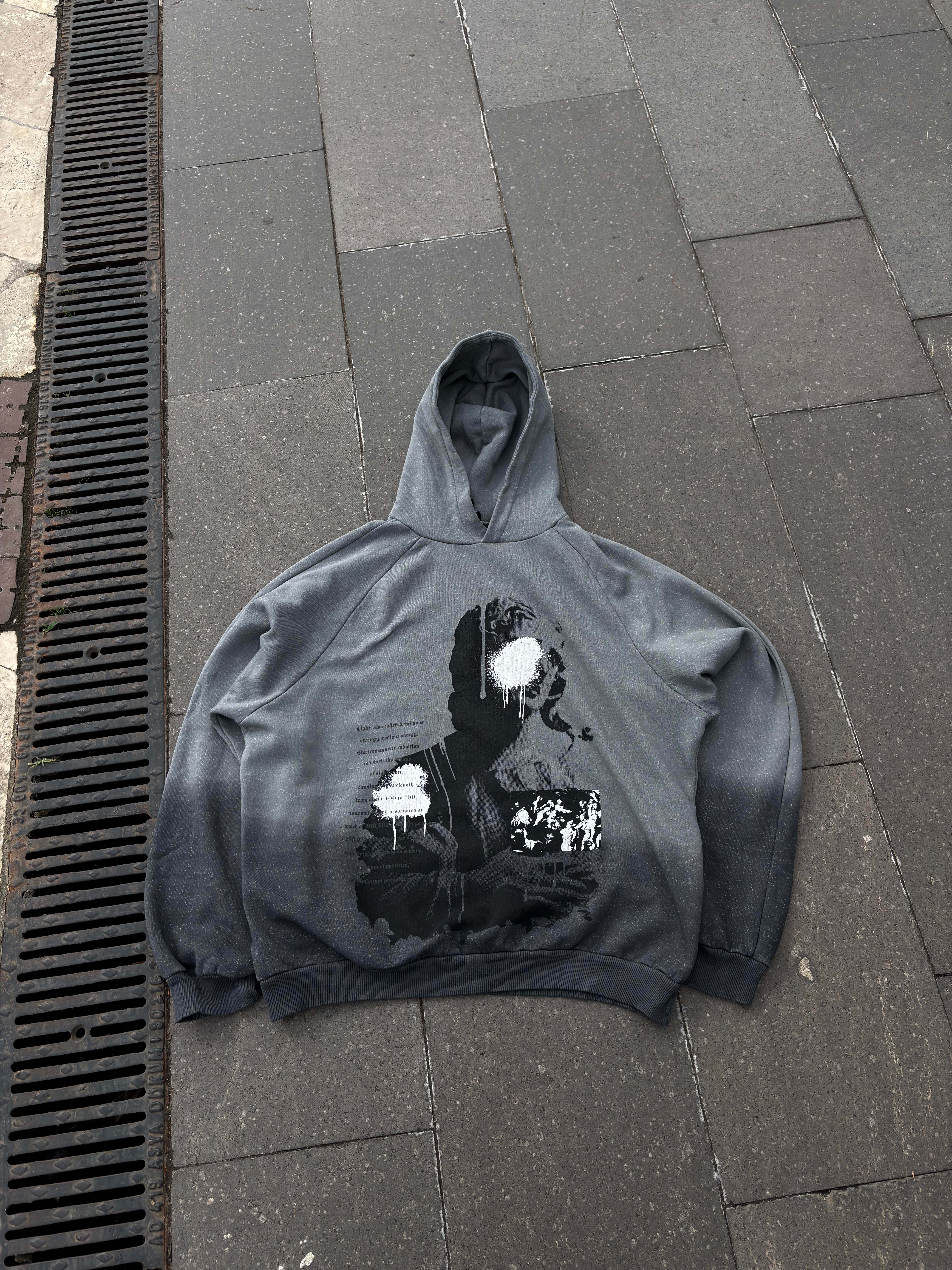 Grey Tone Yıkamalı With Granient And Statue Print Plus Hoodie