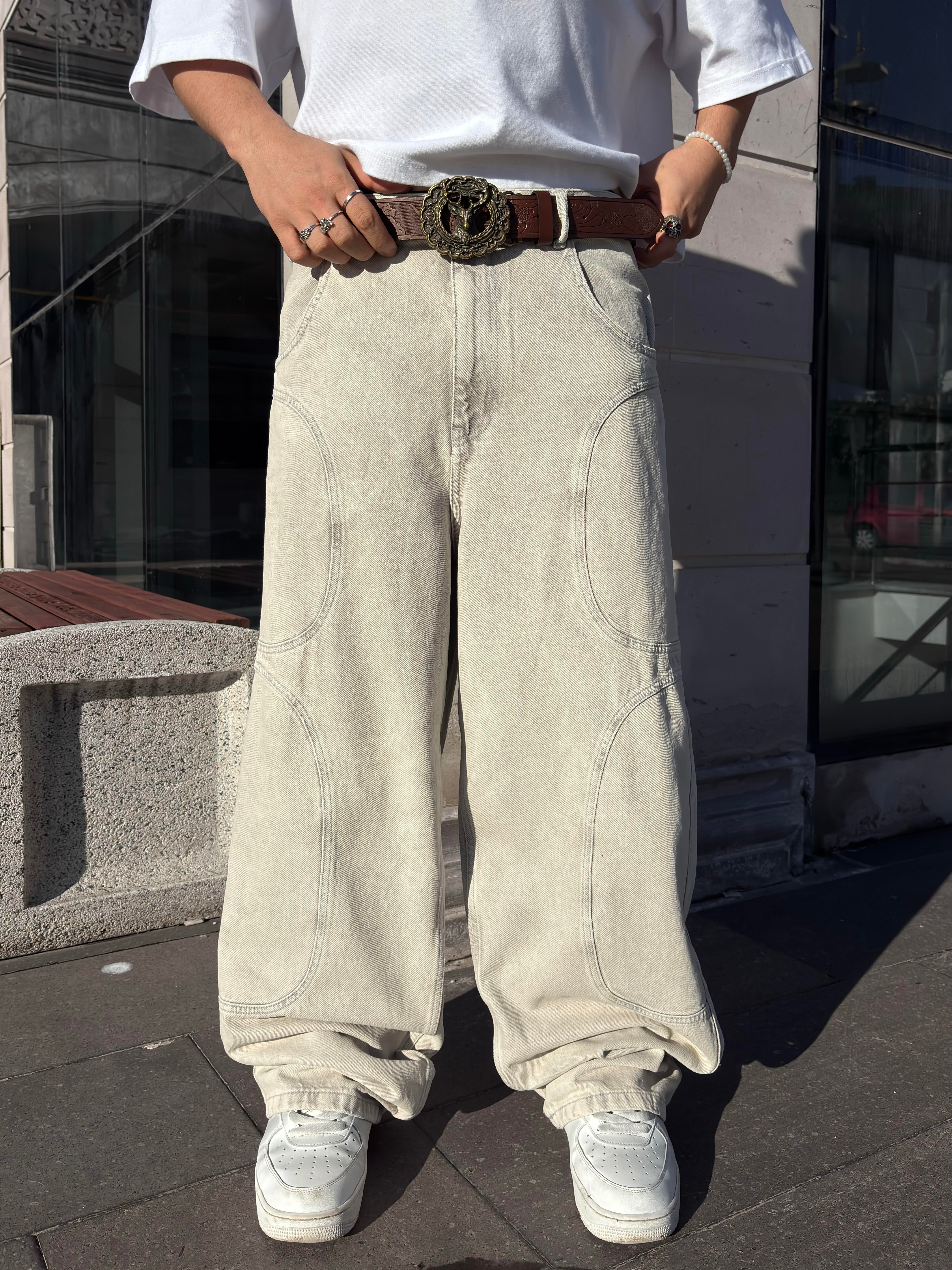 Gri-Krem Yıkamalı Ton Nakışlı Denim Jean