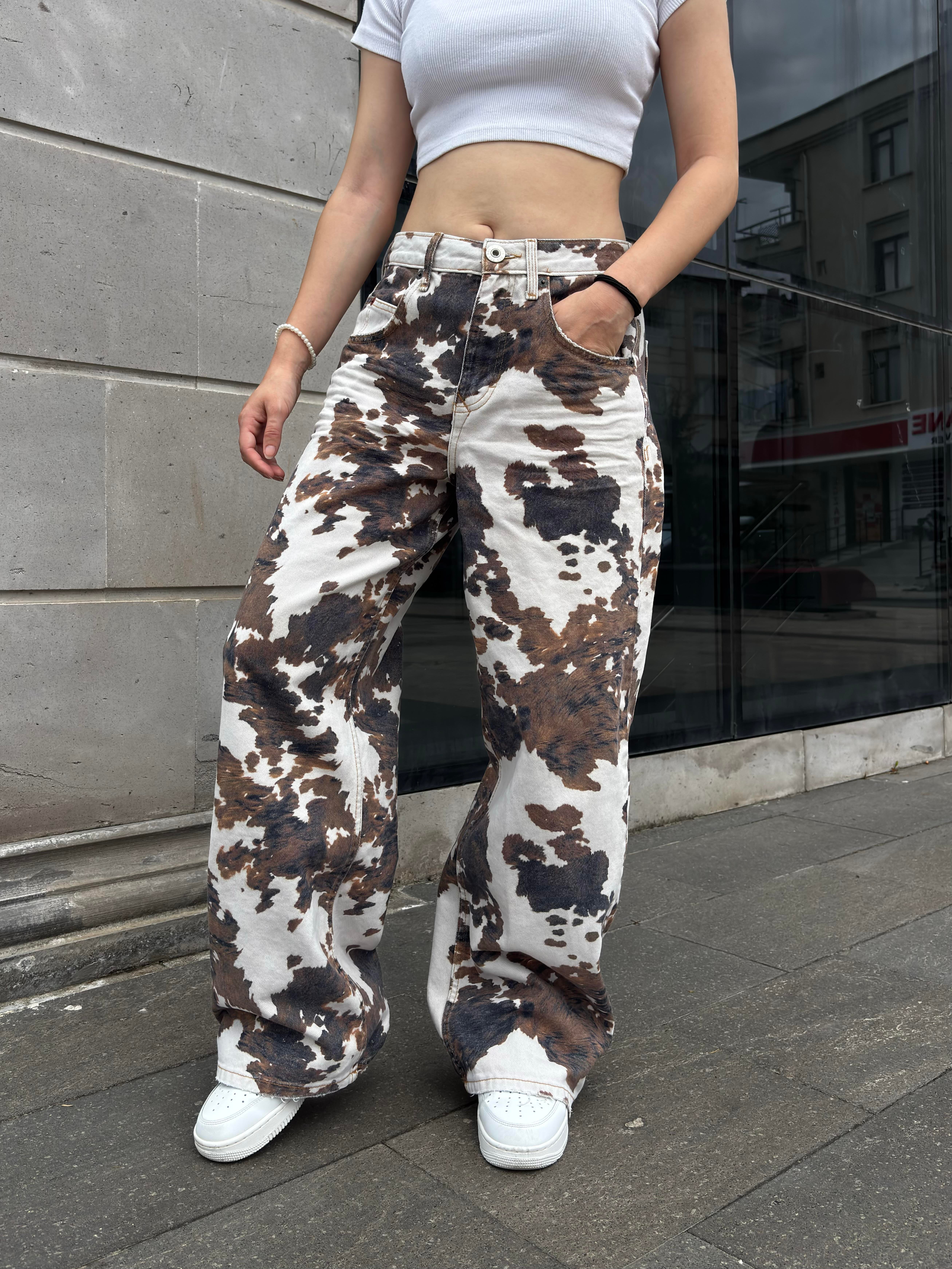 Jaya Cow Print Baggy Jeans
