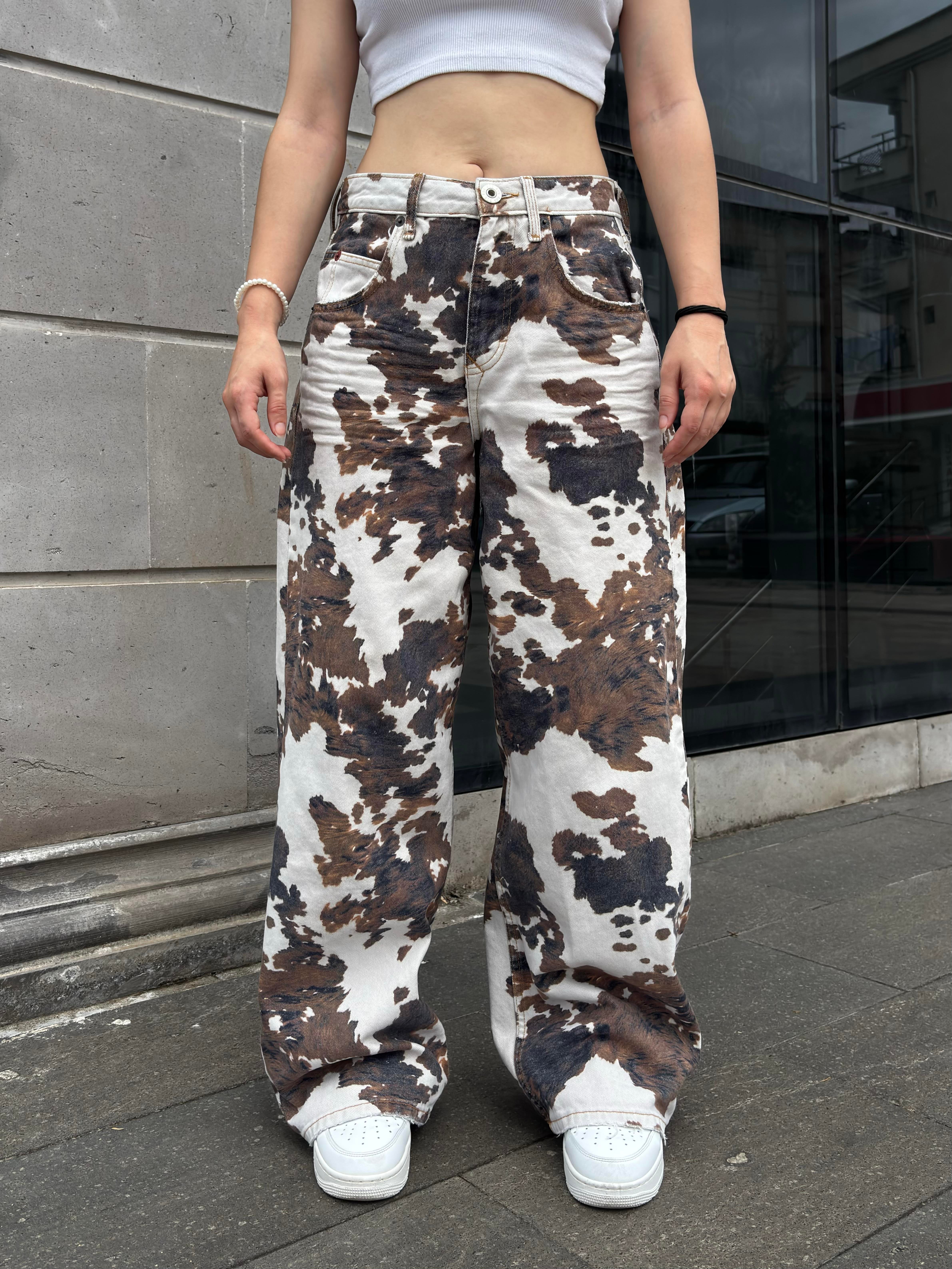 Jaya Cow Print Baggy Jeans