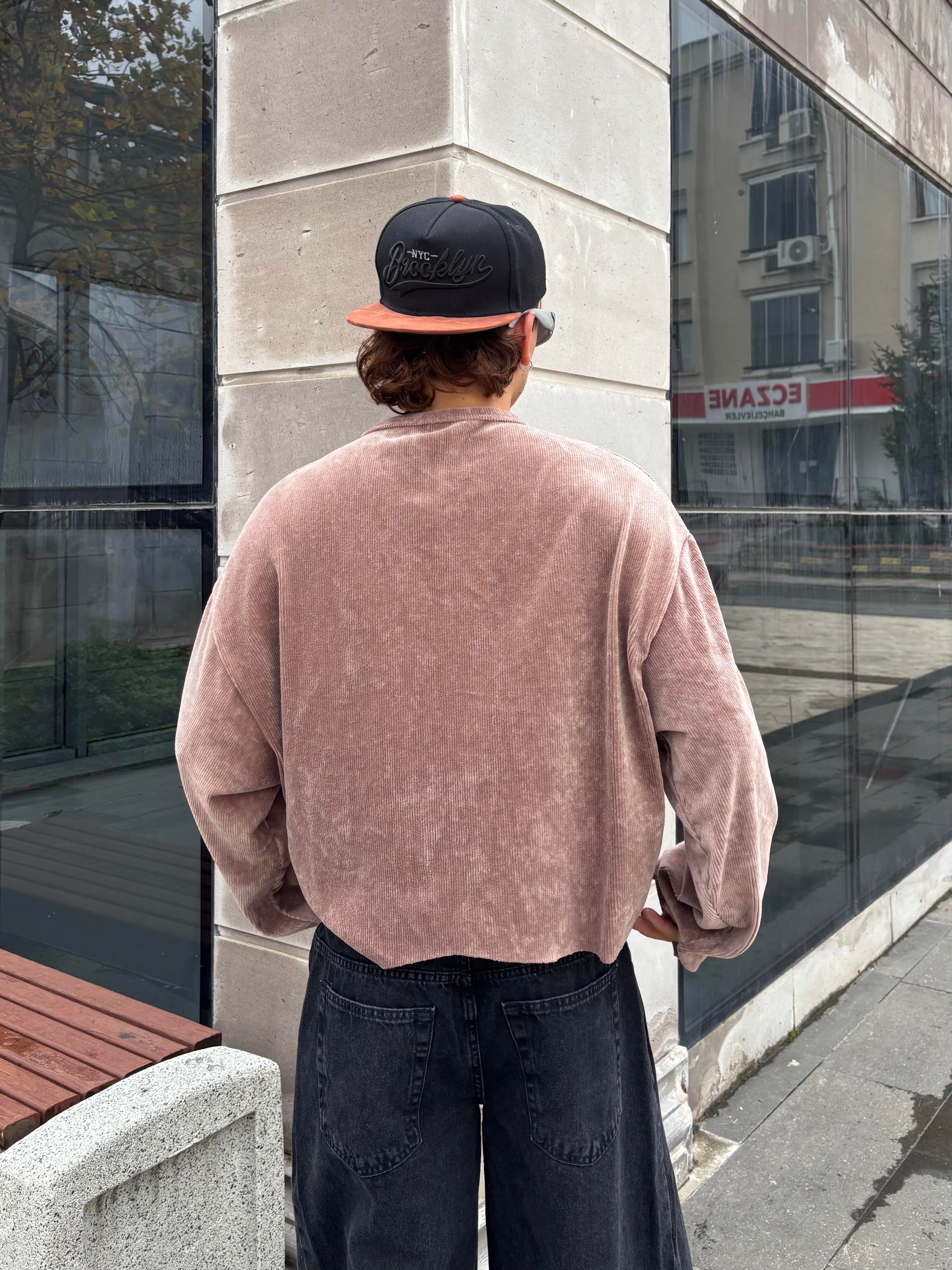 Kadife Boxy Fit Cut-Off Sweatshirt