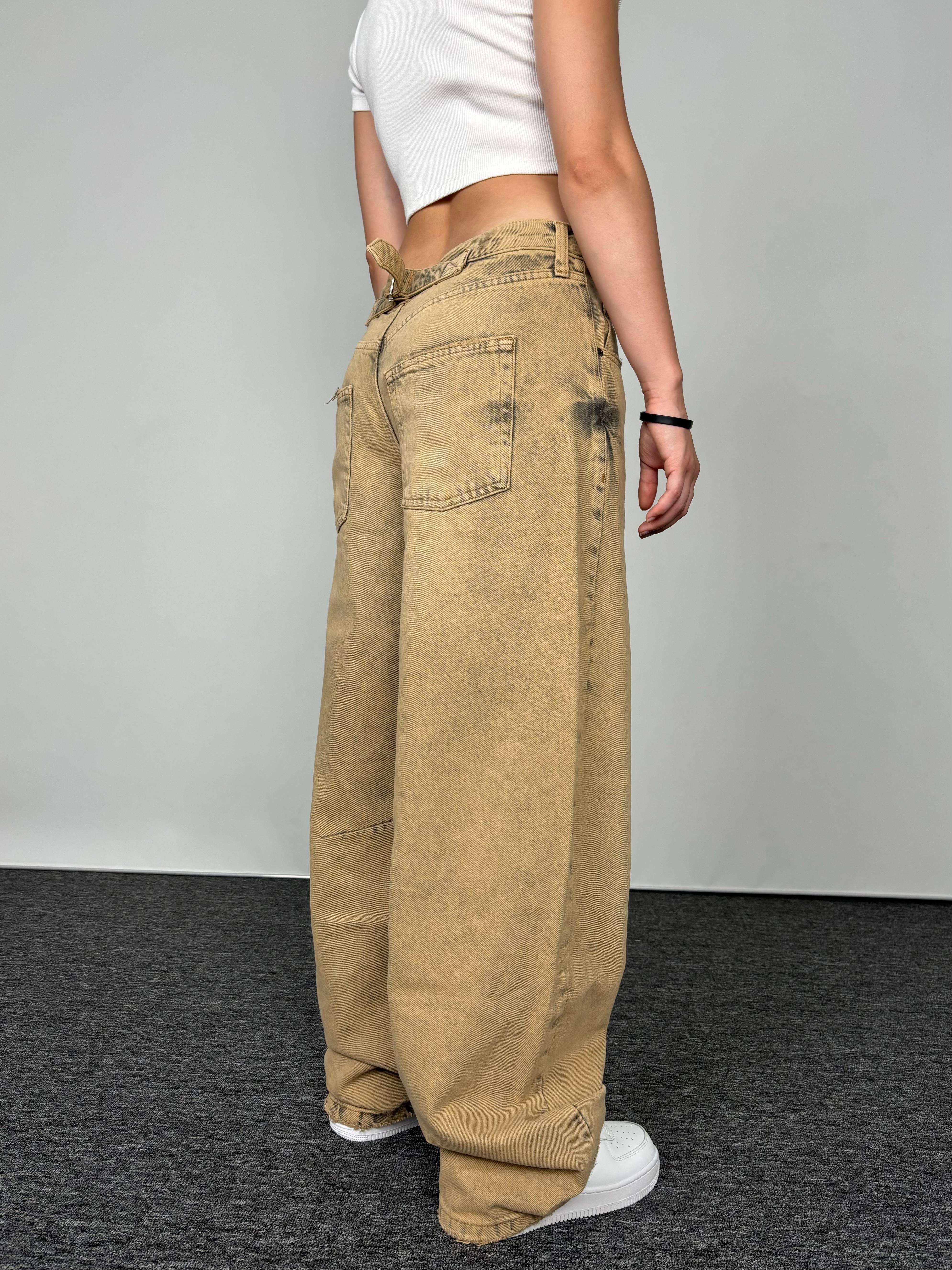 Logan Boyfriend Sand Storm Jeans