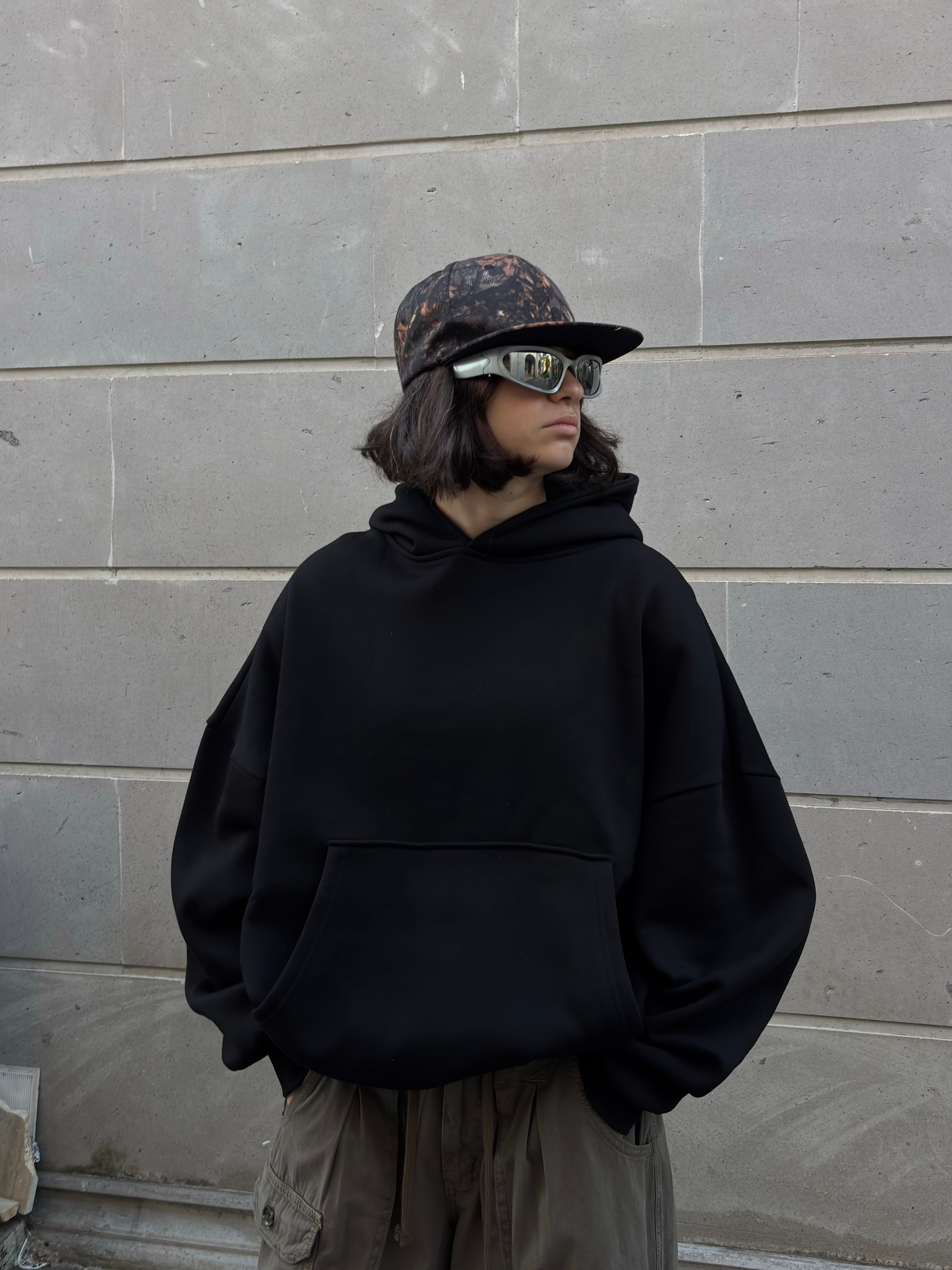 MW Heavy Black Boxy Fit Hoodie