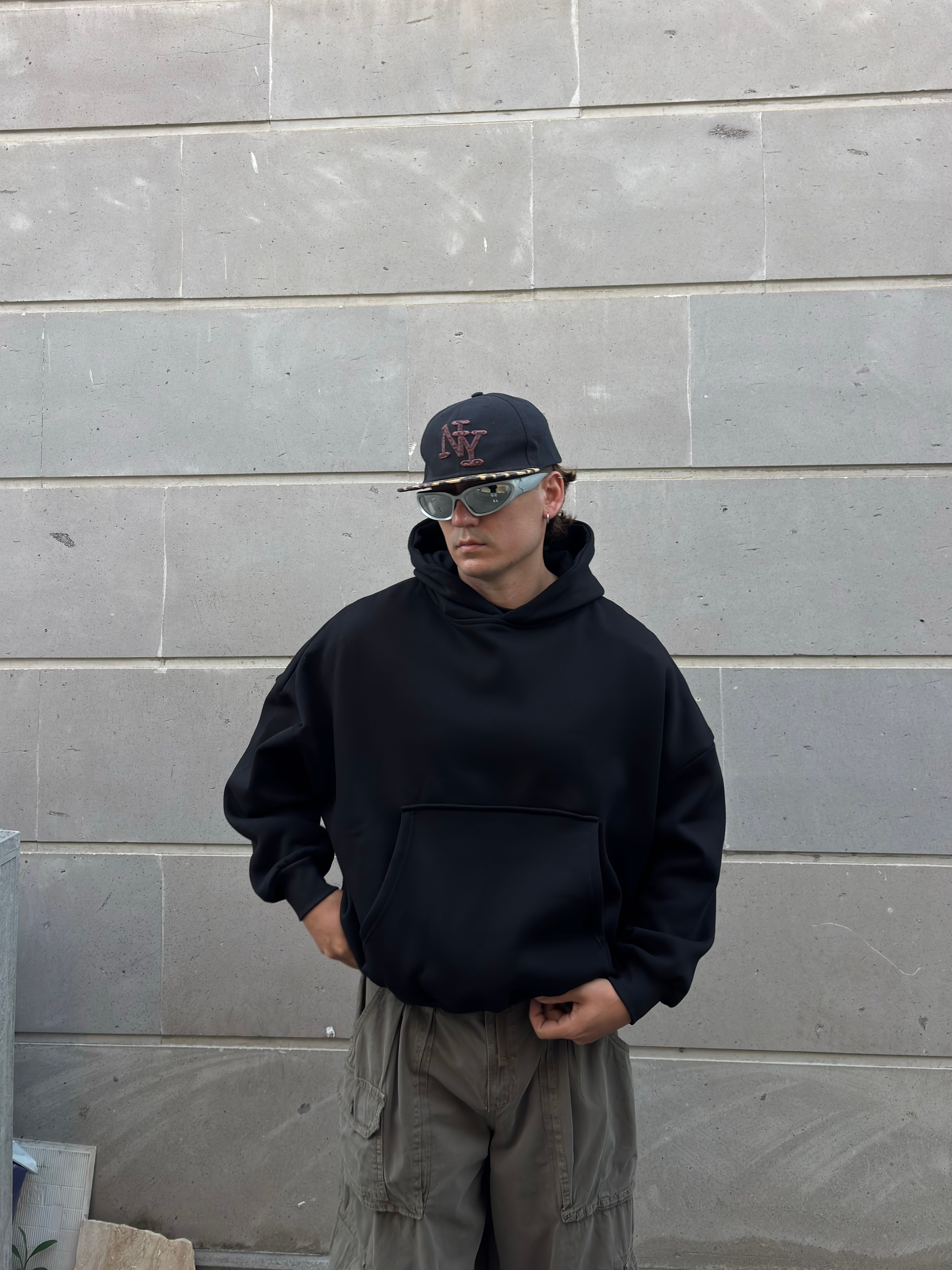 MW Heavy Black Boxy Fit Hoodie
