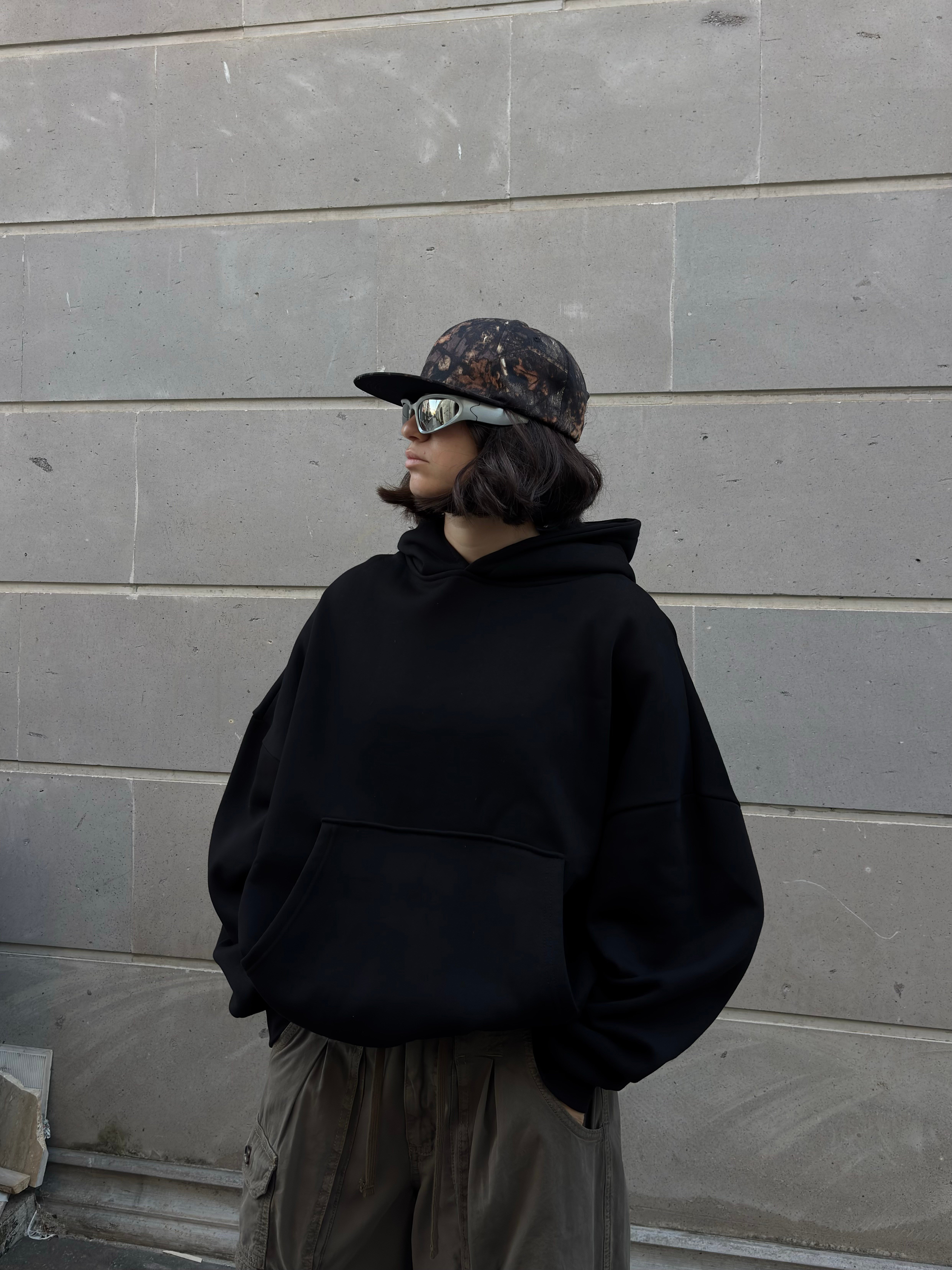 MW Heavy Black Boxy Fit Hoodie