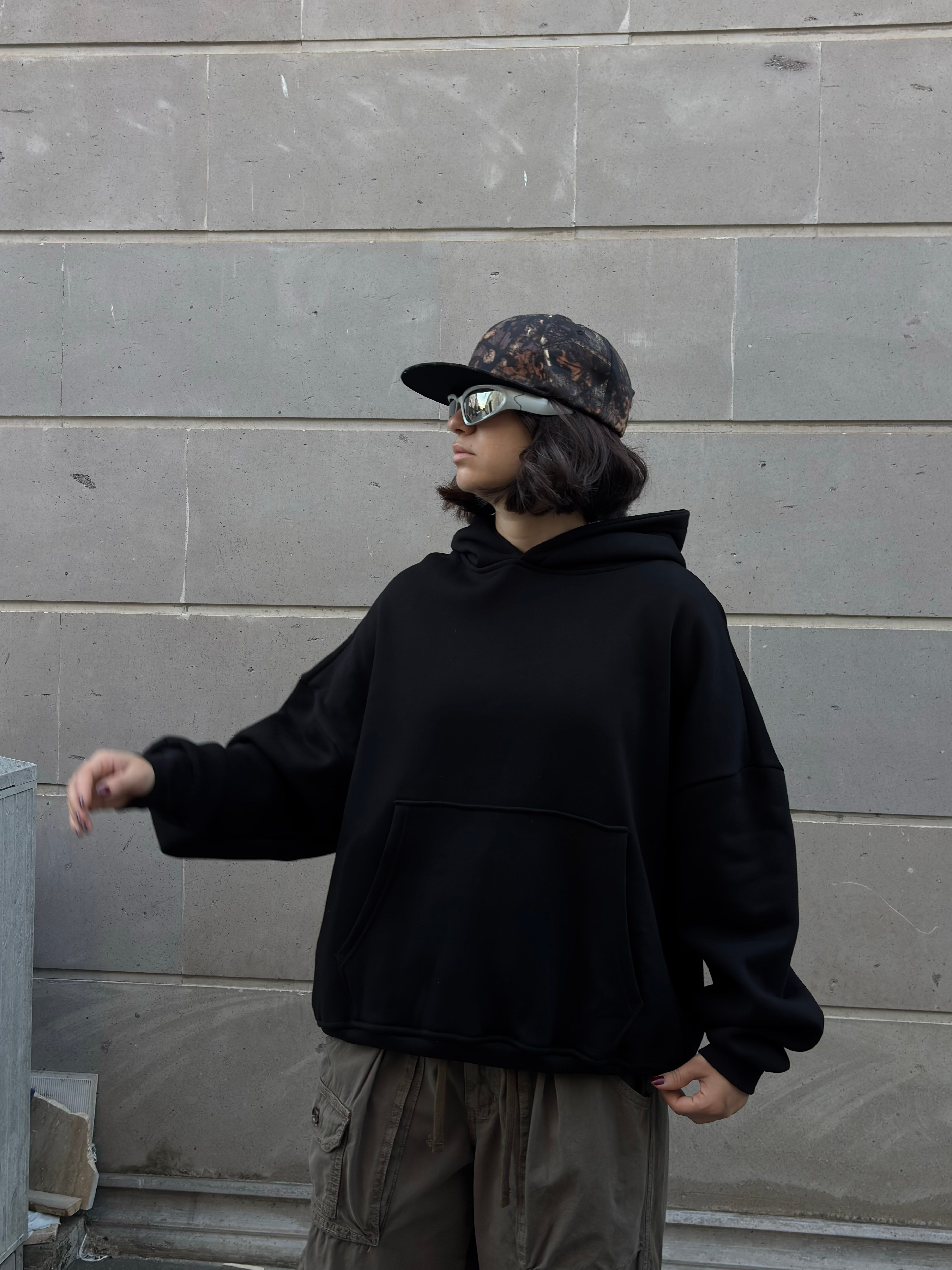 MW Heavy Black Boxy Fit Hoodie