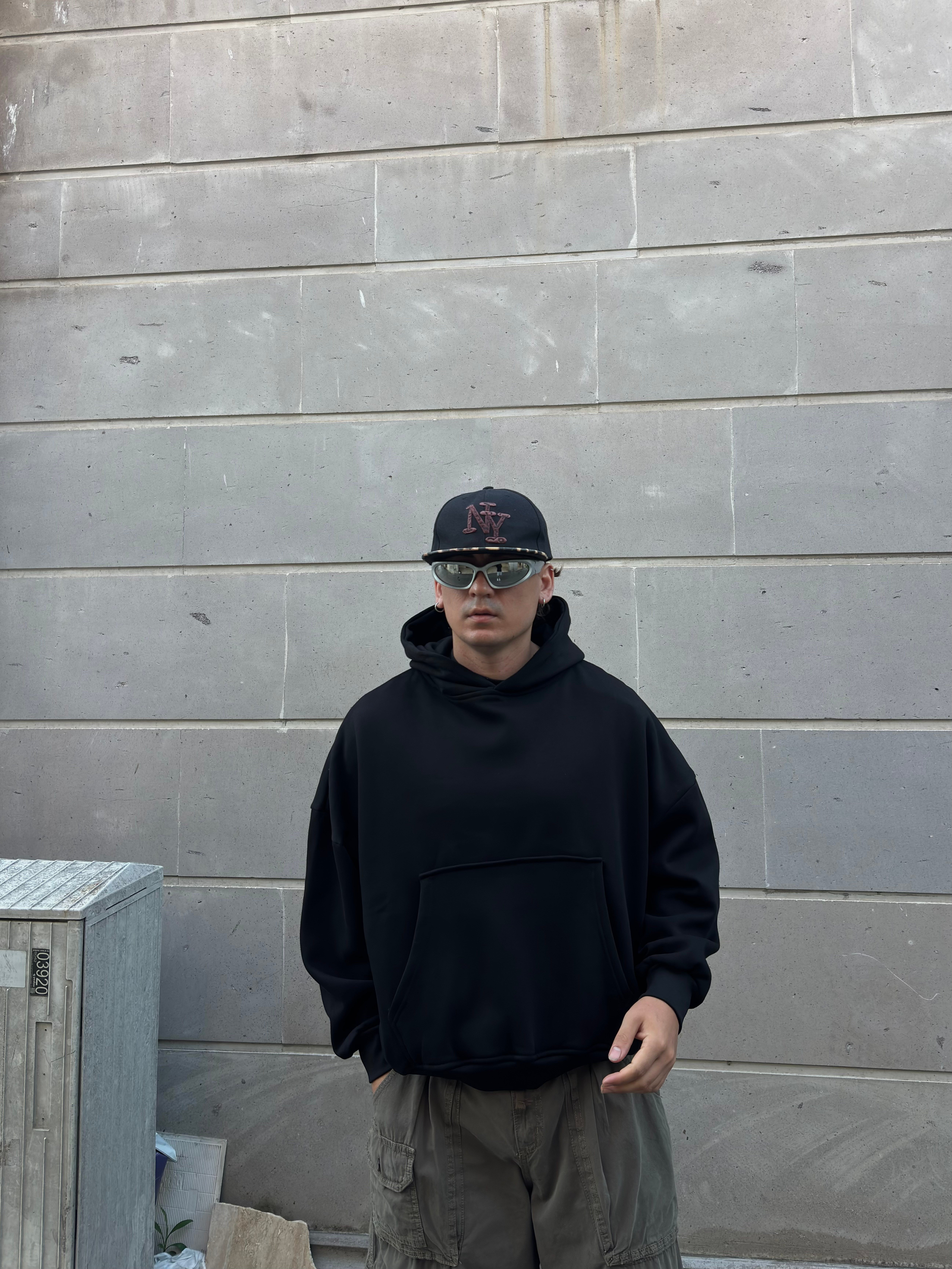 MW Heavy Black Boxy Fit Hoodie