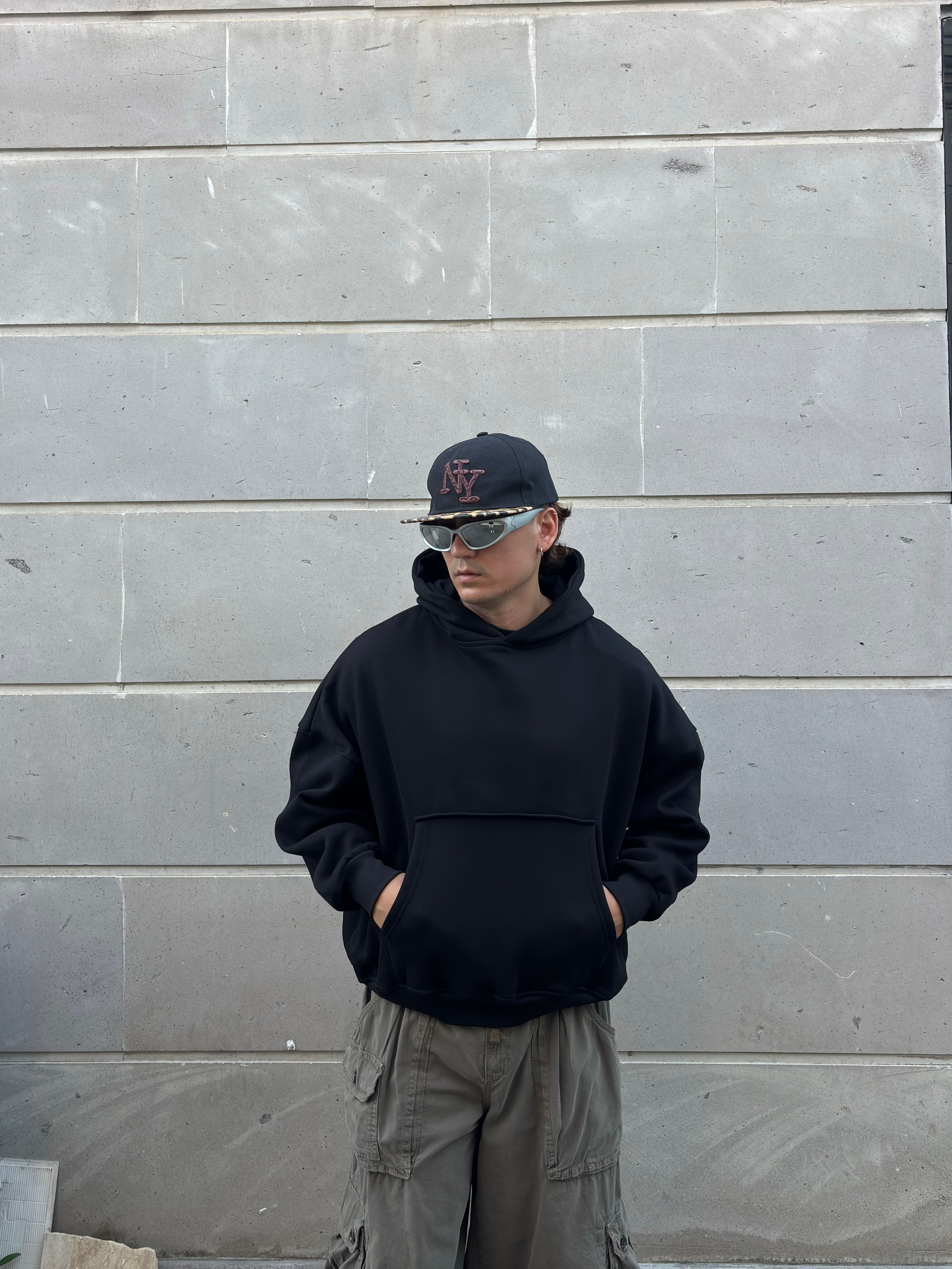 MW Heavy Black Boxy Fit Hoodie