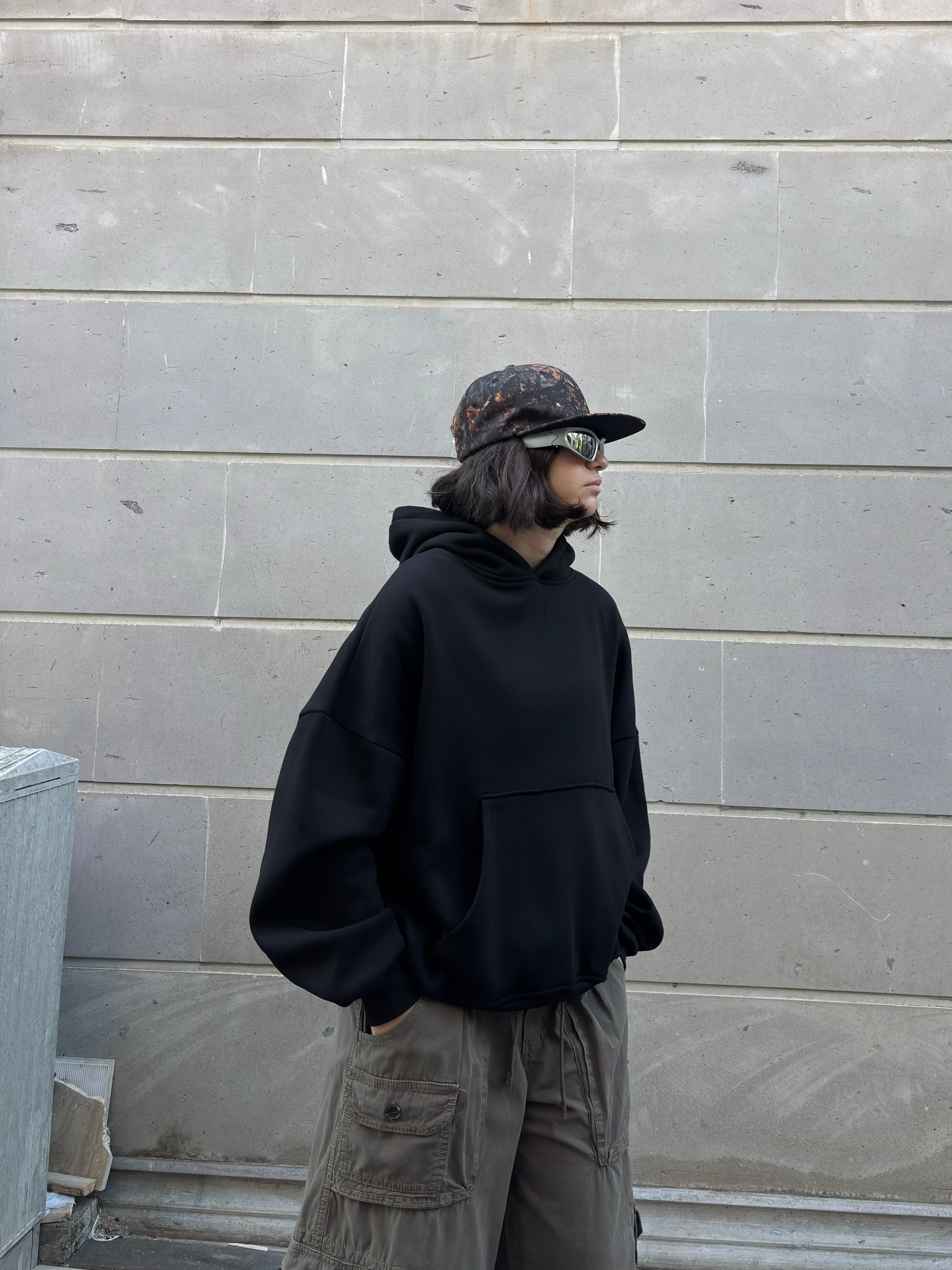 MW Heavy Black Boxy Fit Hoodie