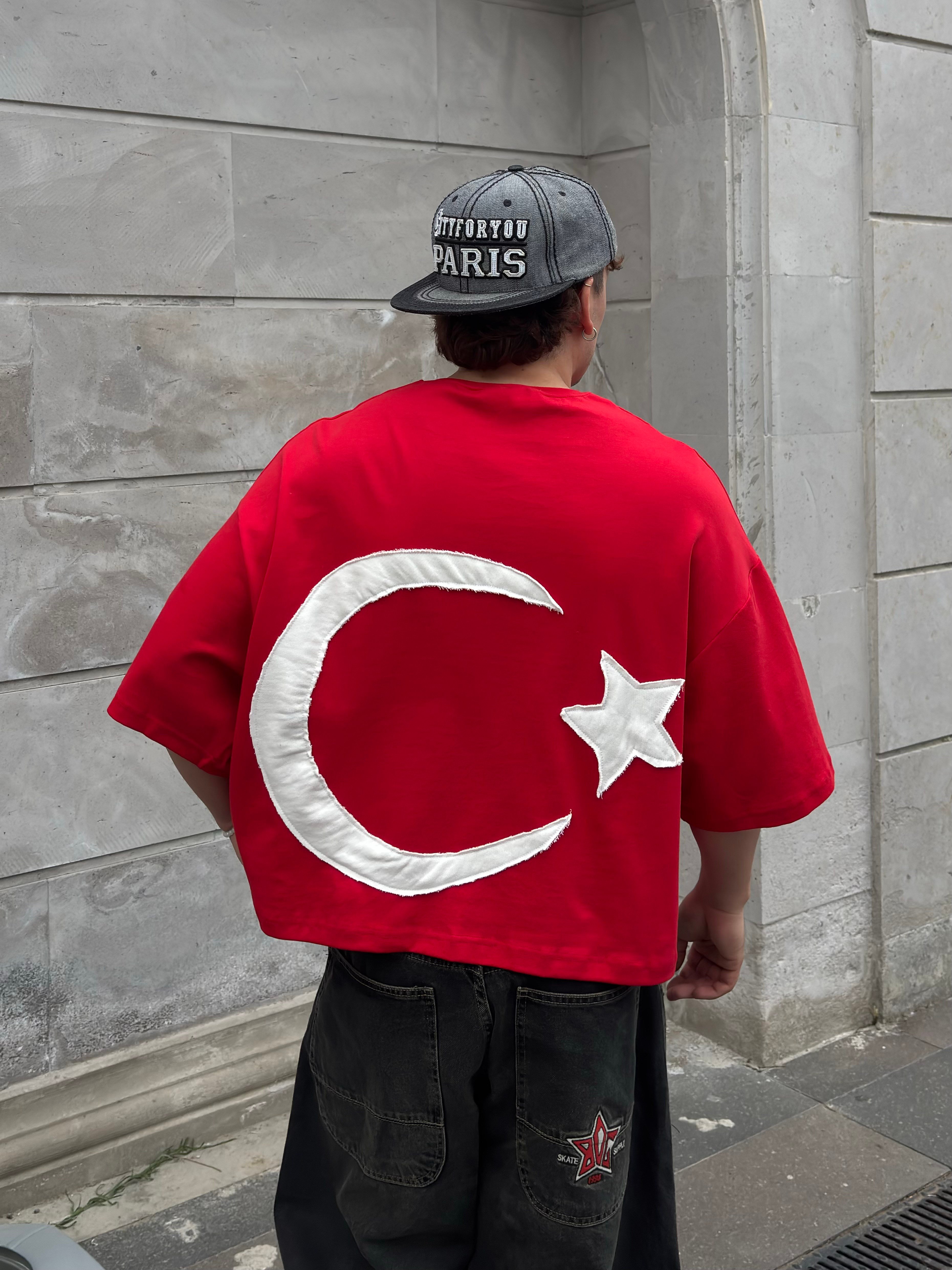 MW Hilal-Yıldız Yama Oversized Kırmızı T-shirt