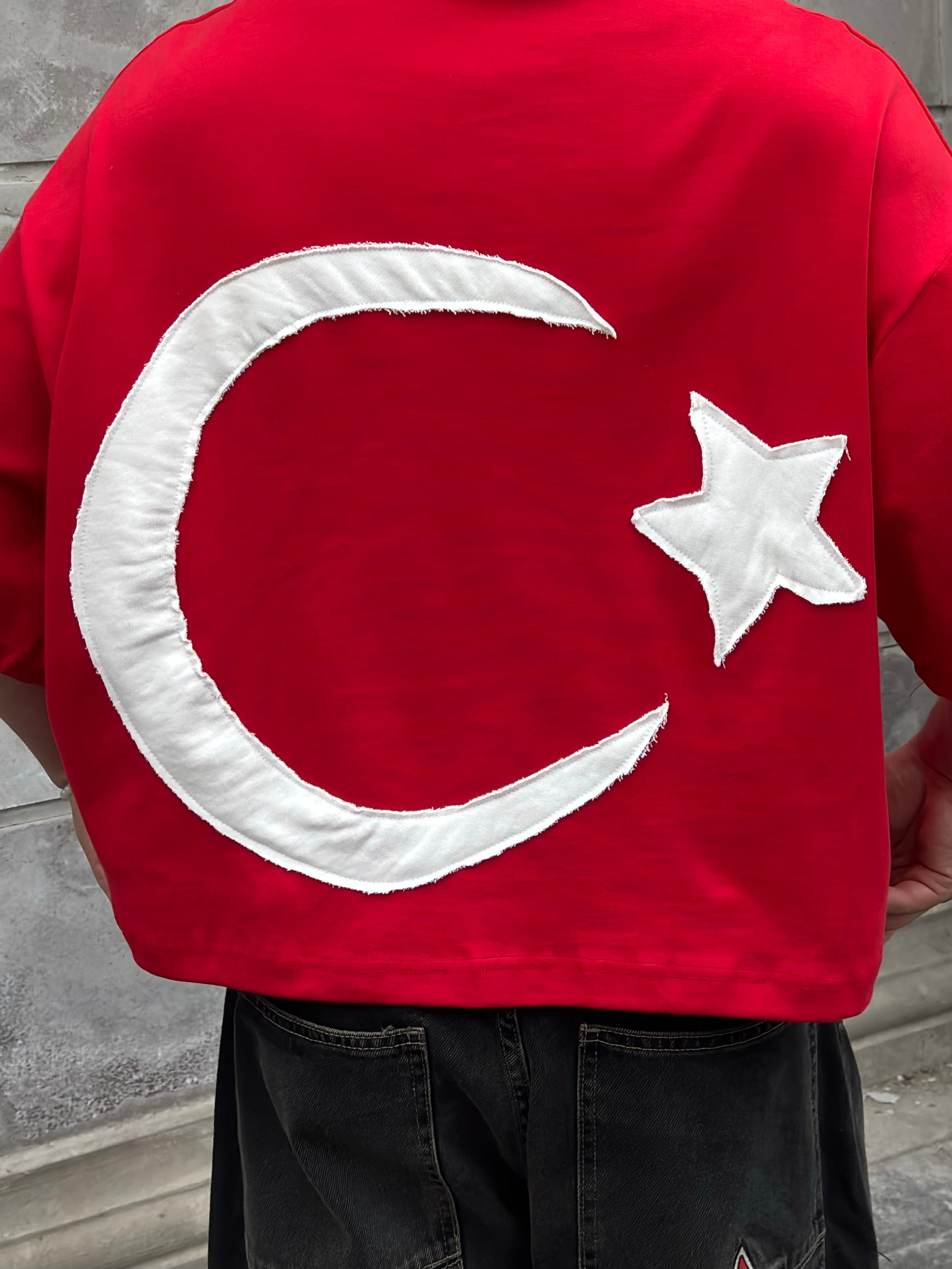 MW Hilal-Yıldız Yama Oversized Kırmızı T-shirt