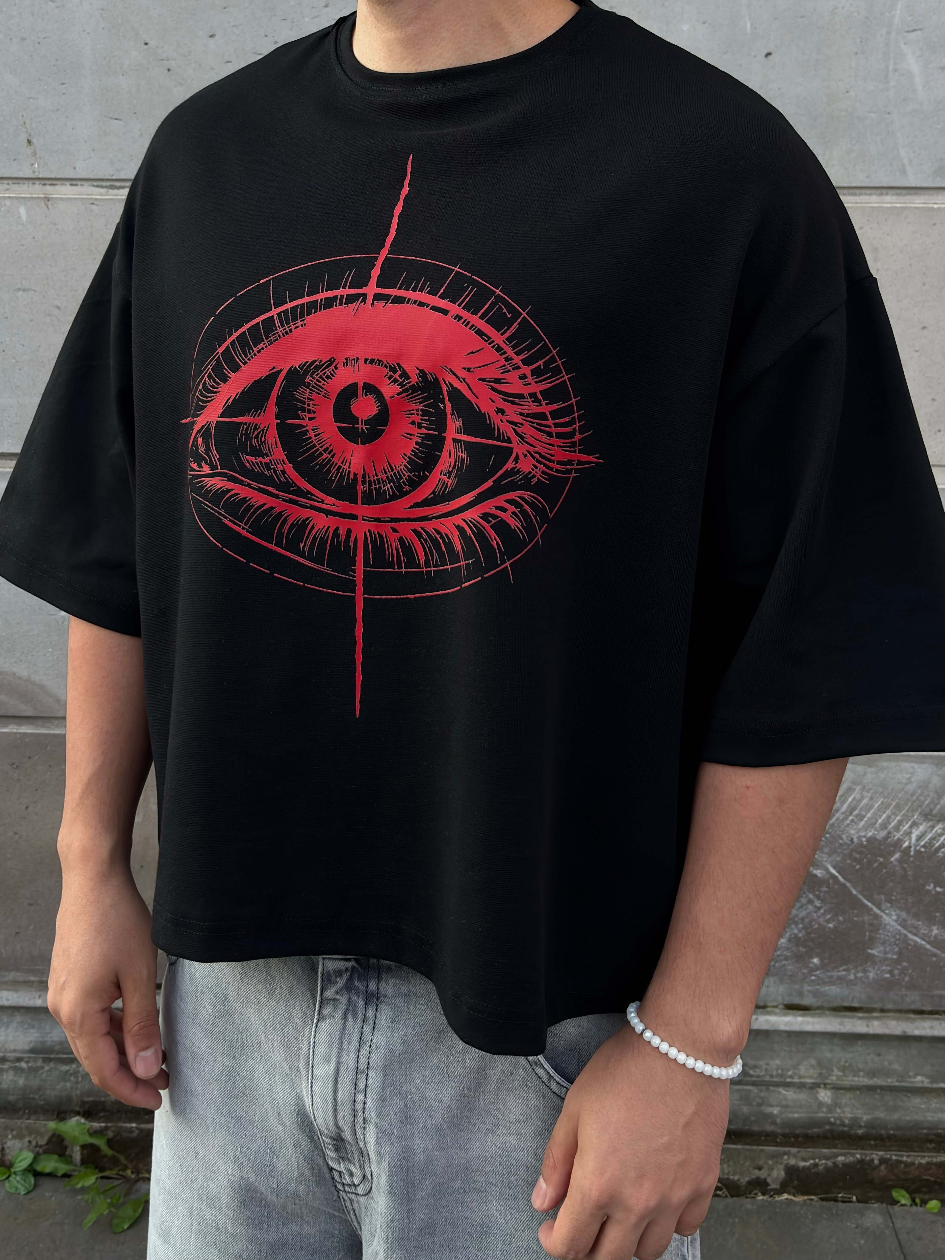 MW Premium Special Oversized Crimson Eye T-shirt