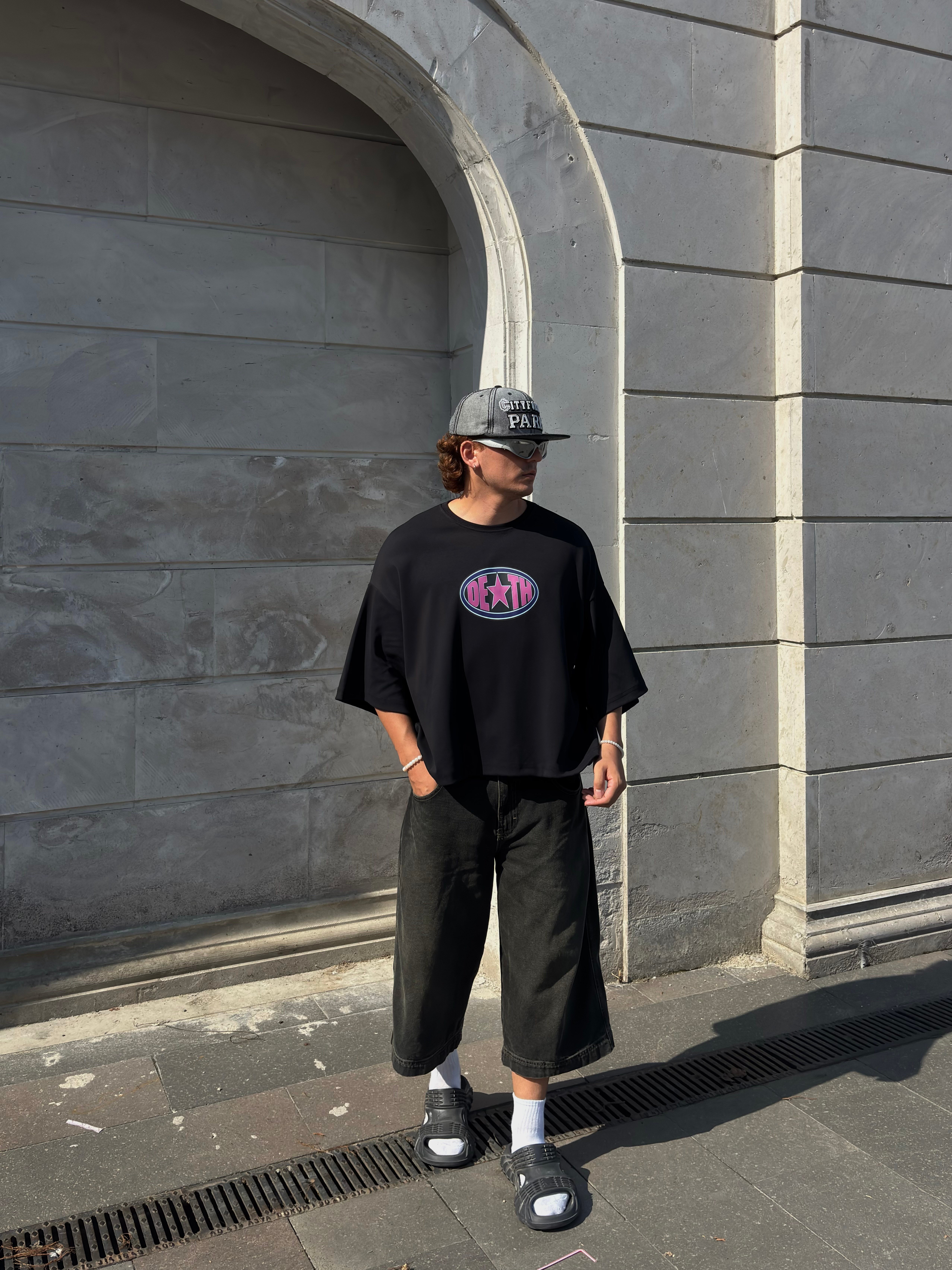 MW Premium Special Oversized Death Star T-shirt