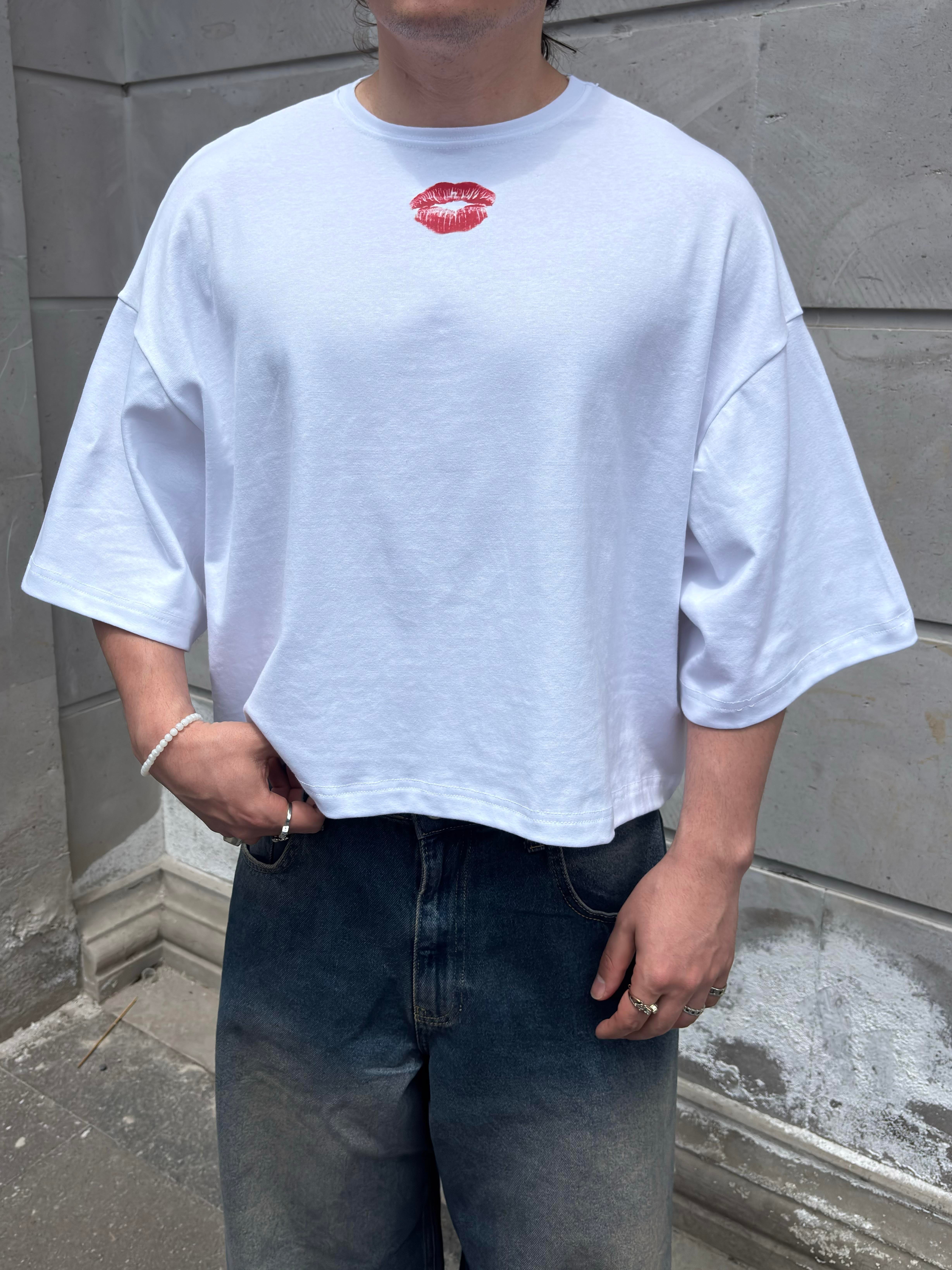MW Premium Special Oversized Kiss T-shirt