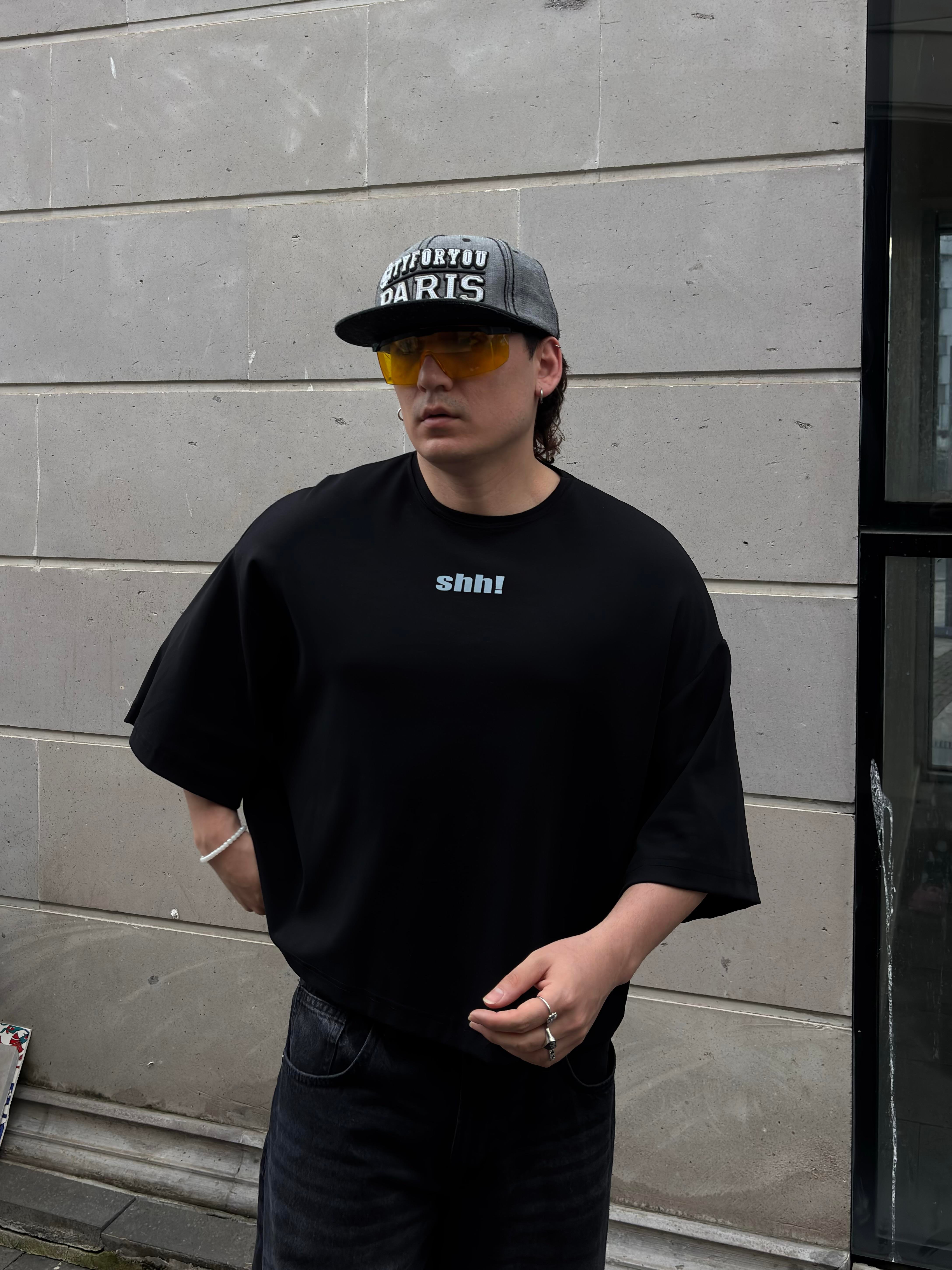 MW Premium Special Oversized Shh Black T-shirt