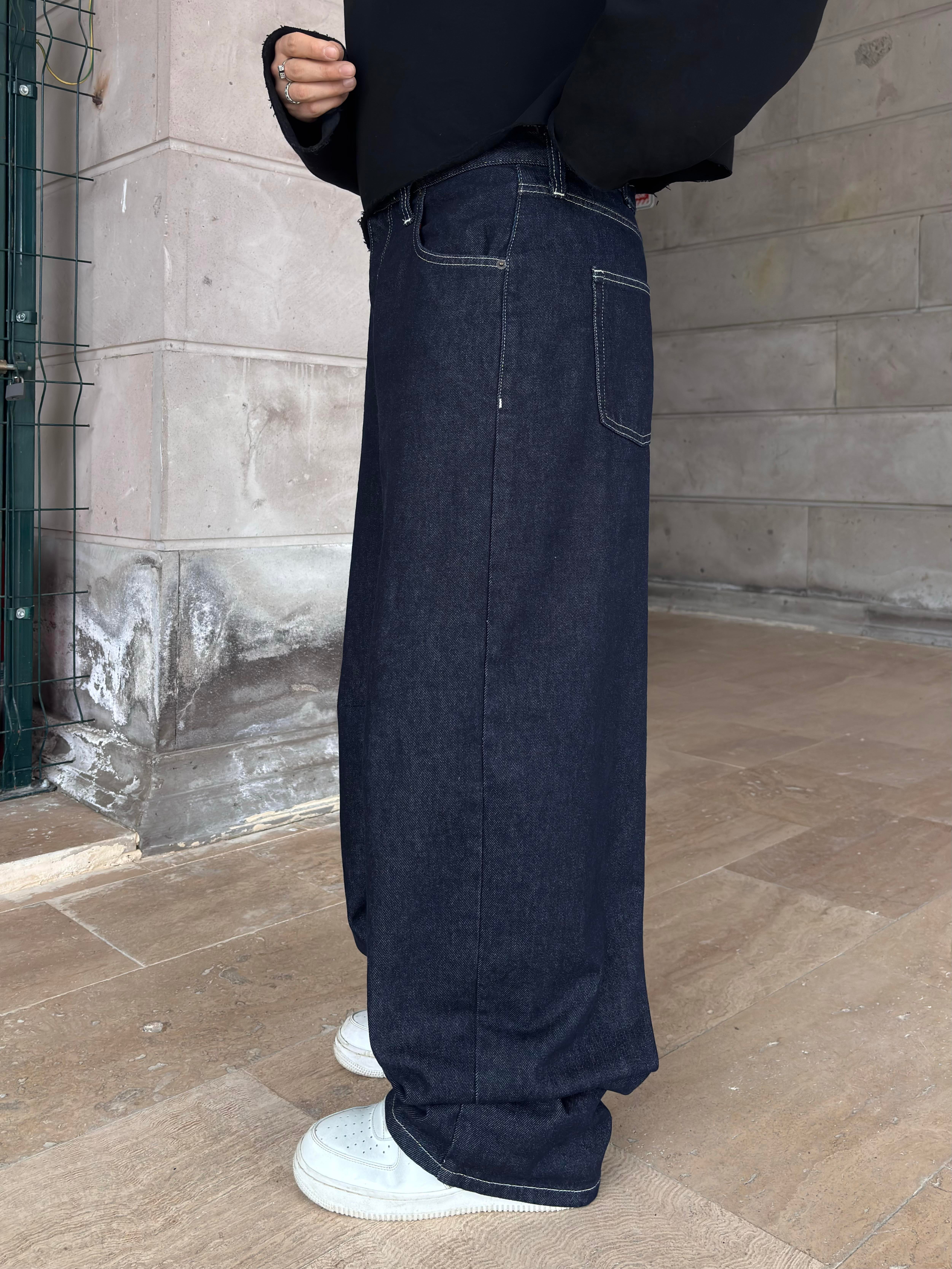 Navy Logan Cinch Back Boyfriend Jeans