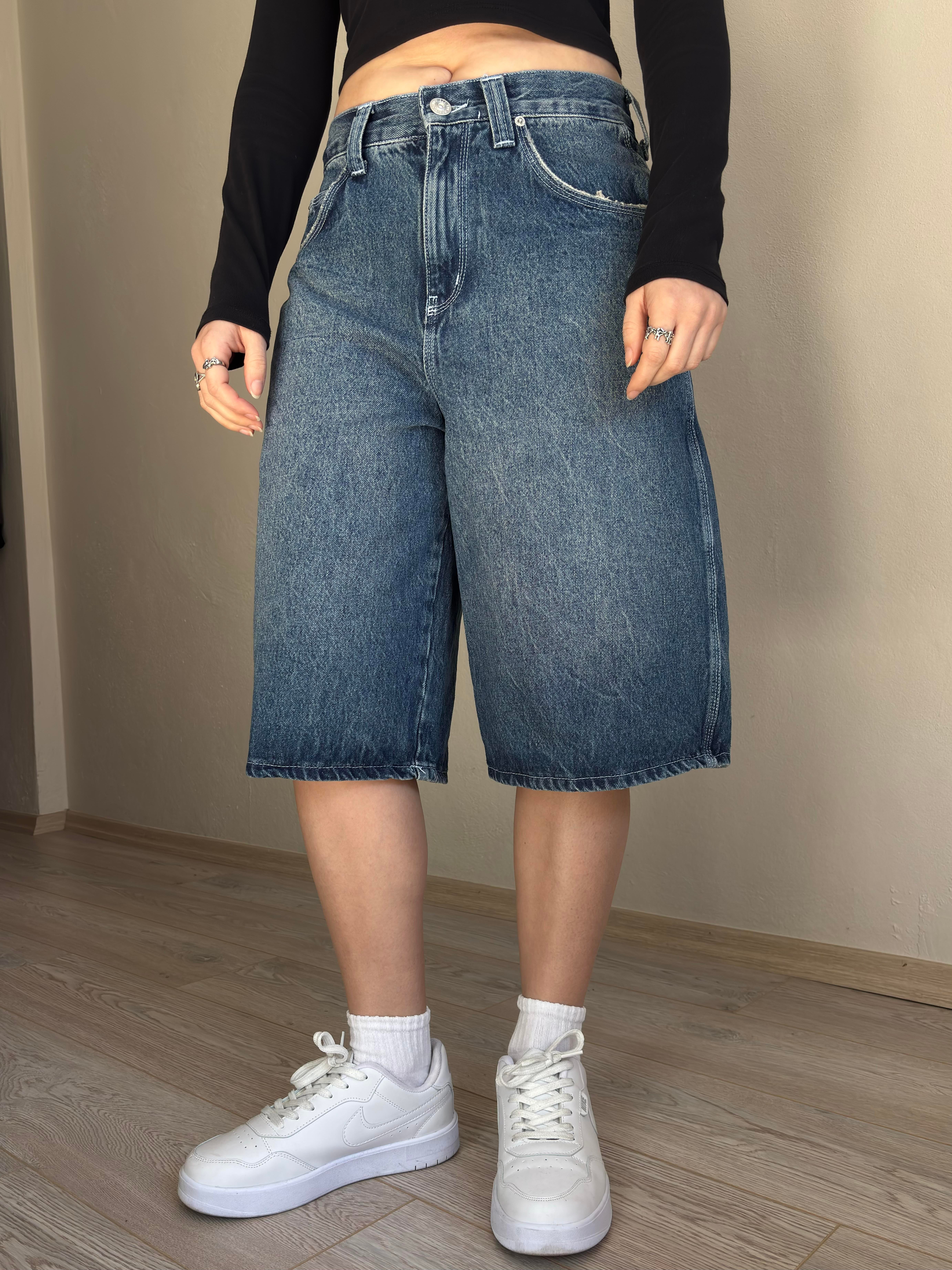 Nicola İndigo Longline Denim Jorts