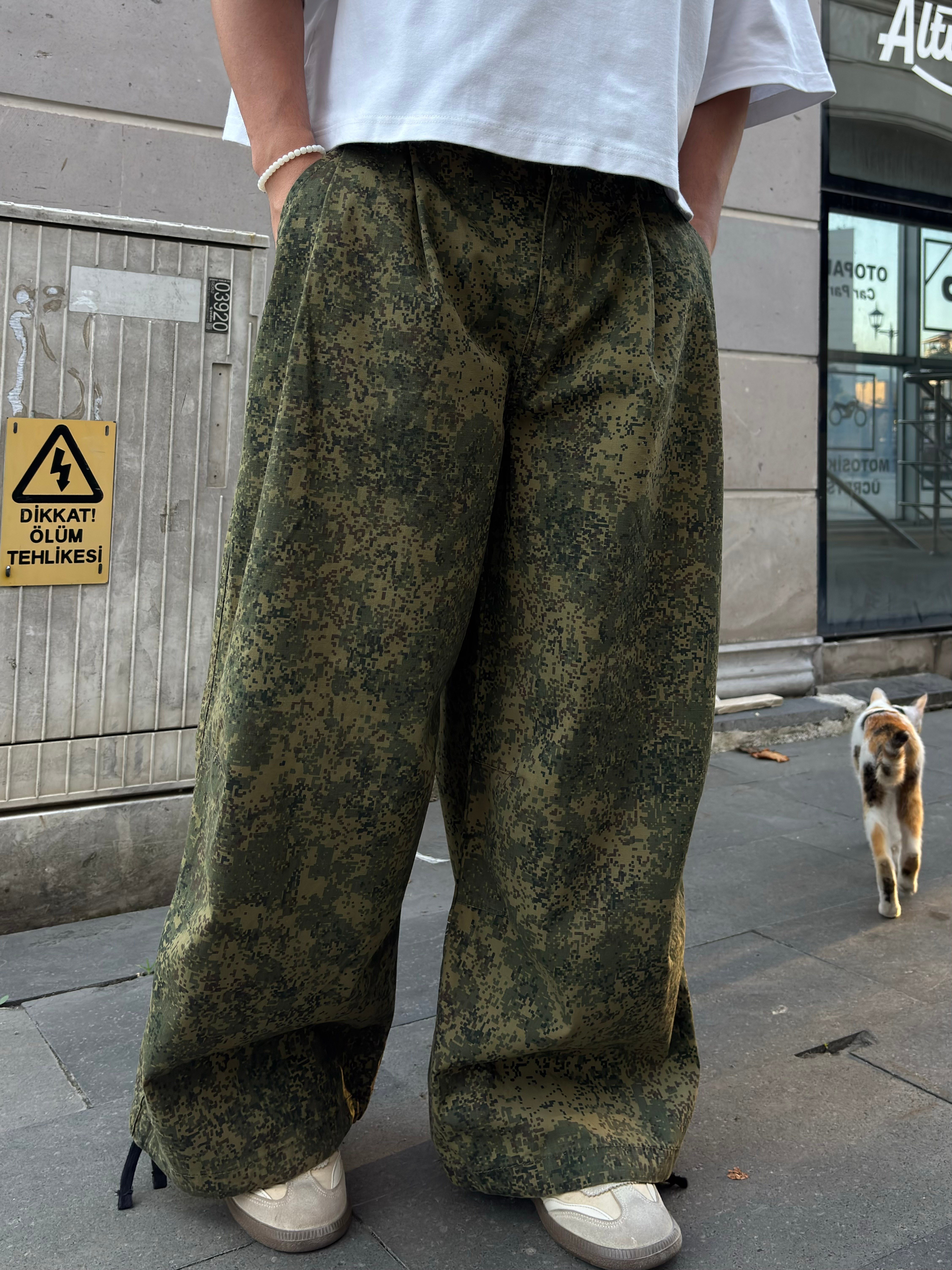 Premium Ayker Camo Baggy Pant
