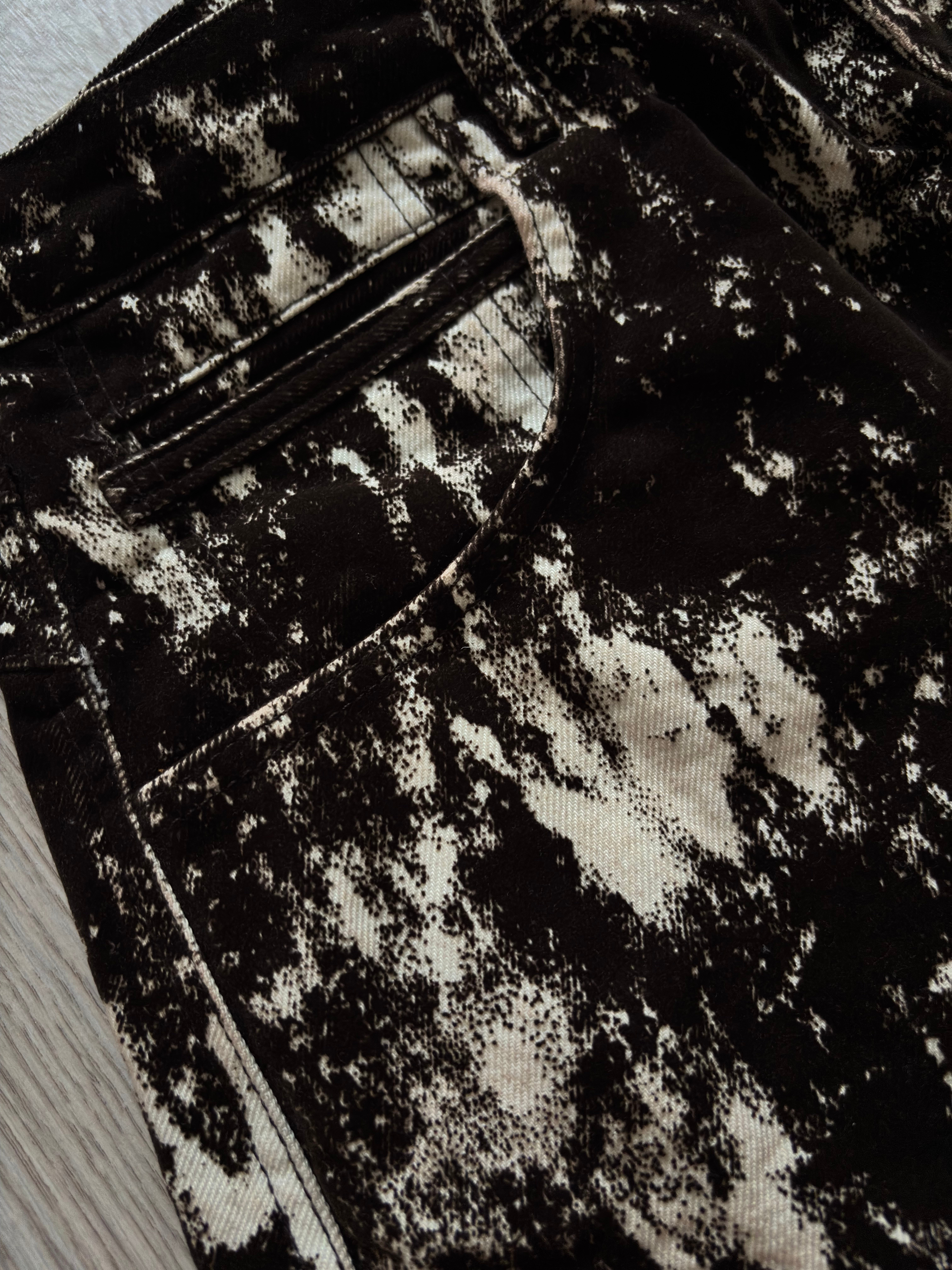 Premium Black-White Buckle Back Ultra Baggy Kadife Kaplama Jeans
