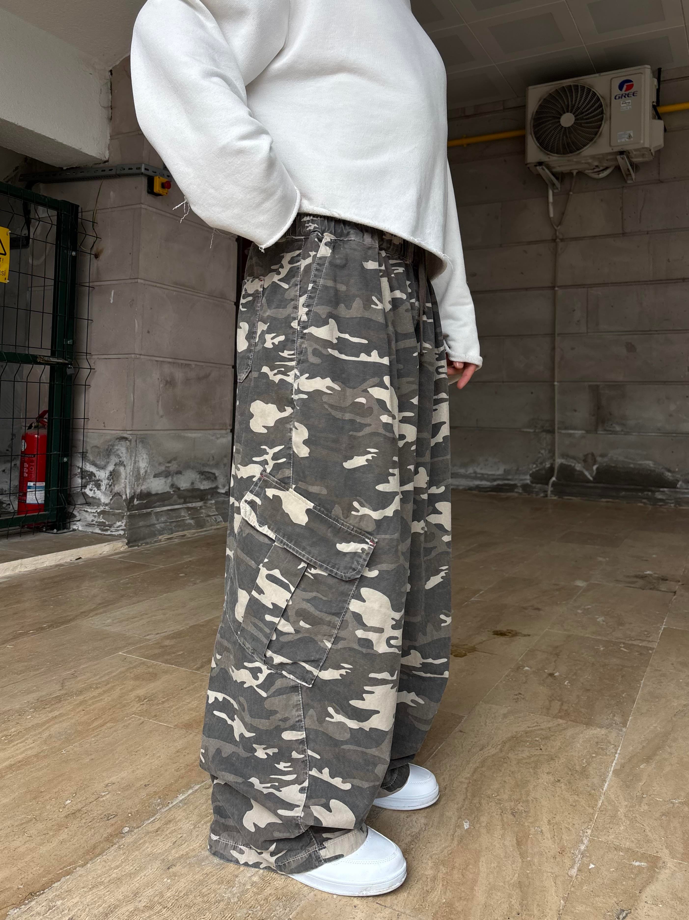 Premium Bobbi Pull-On Baggy Cargo Pants