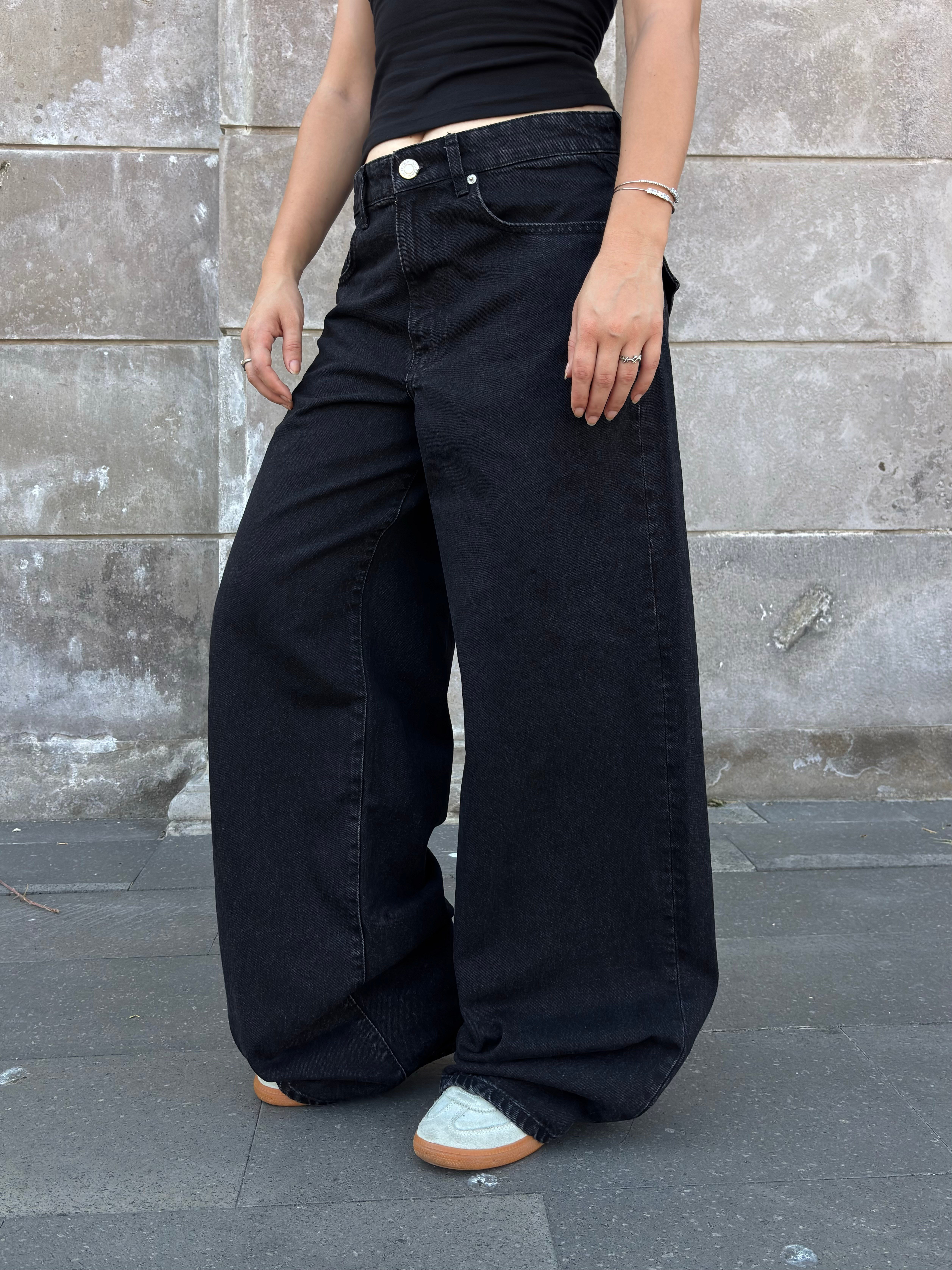 Premium Buckle Back Black Ultra Baggy Jeans