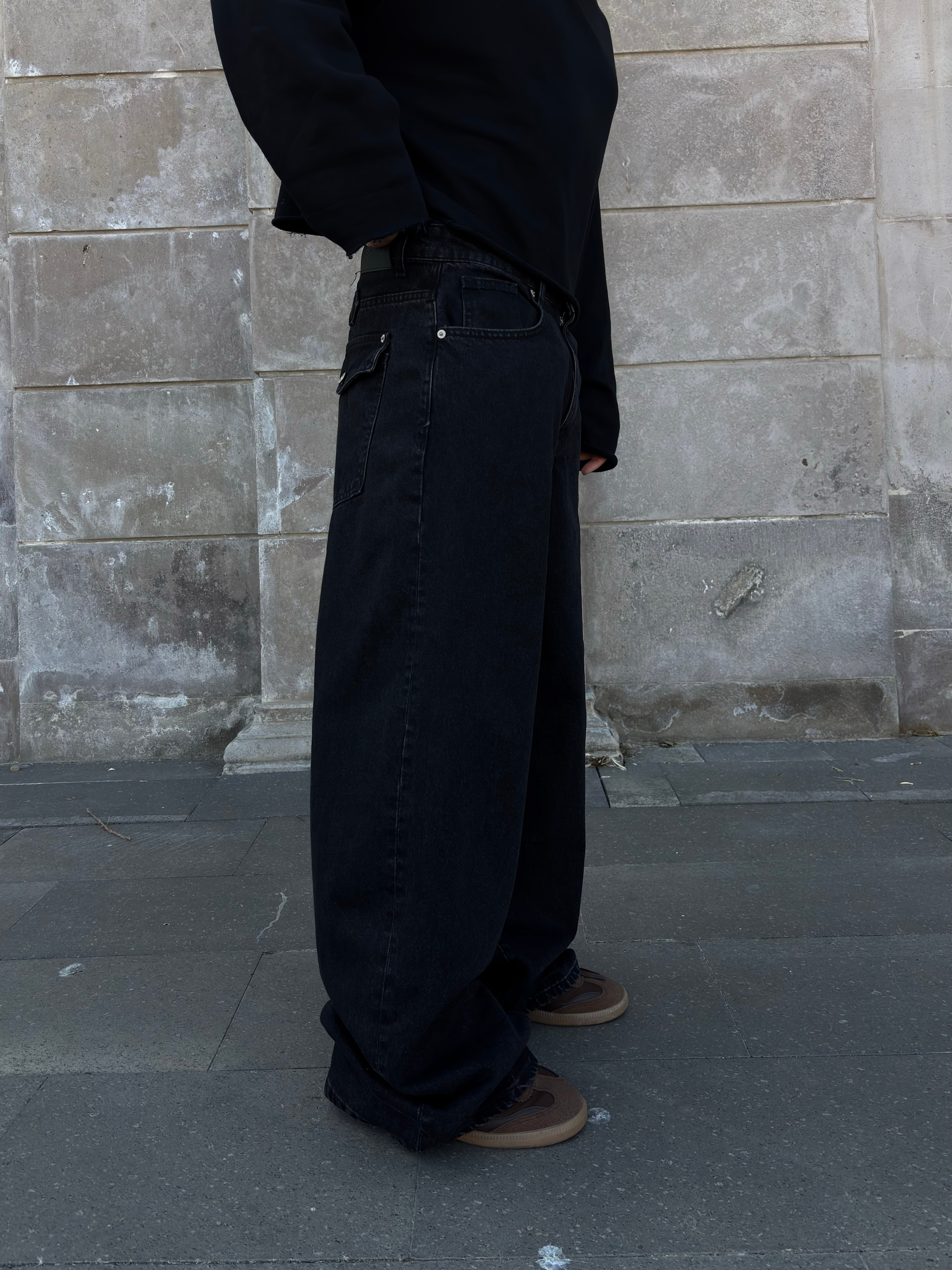 Premium Buckle Back Black Ultra Baggy Jeans