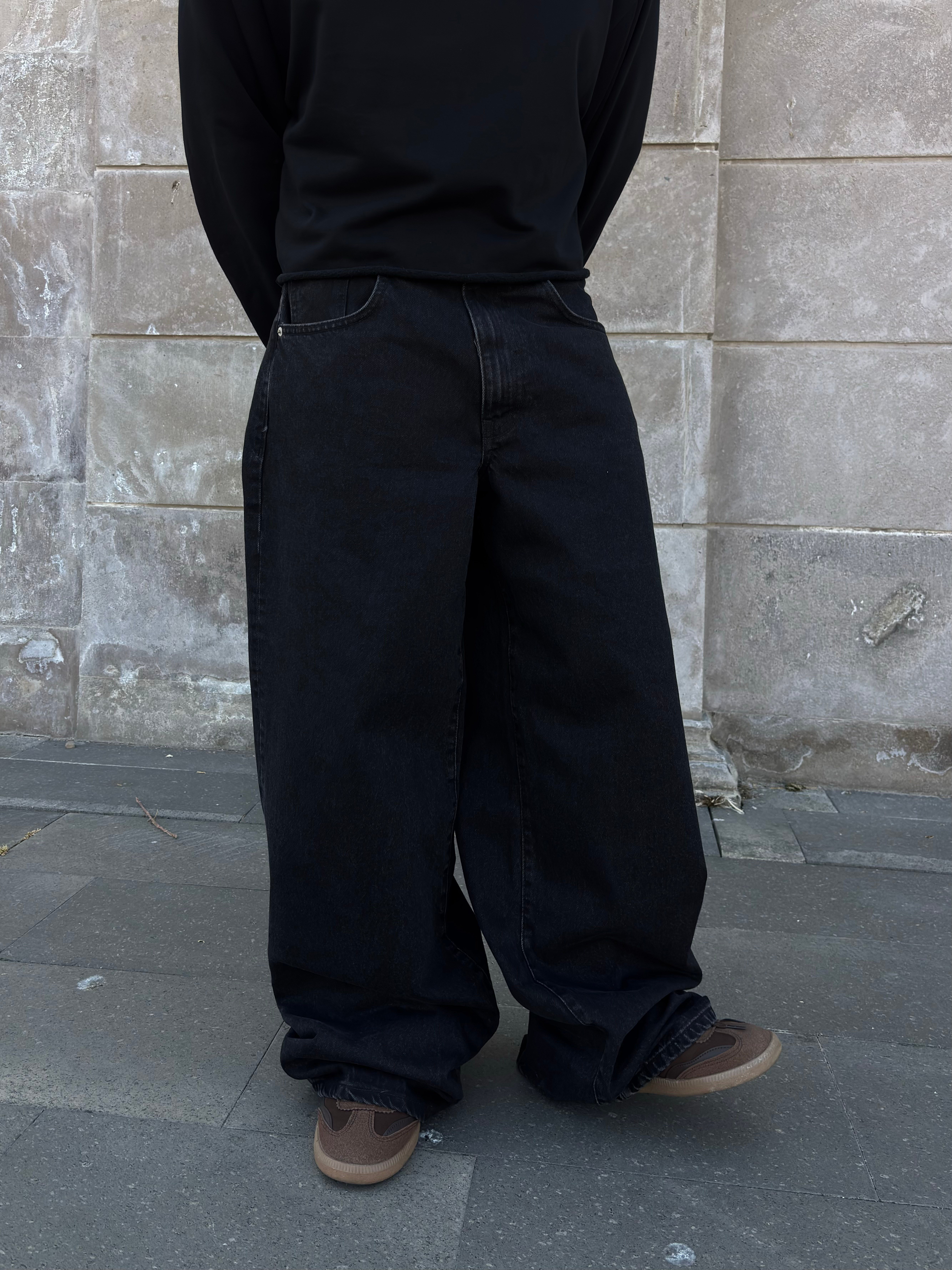 Premium Buckle Back Black Ultra Baggy Jeans
