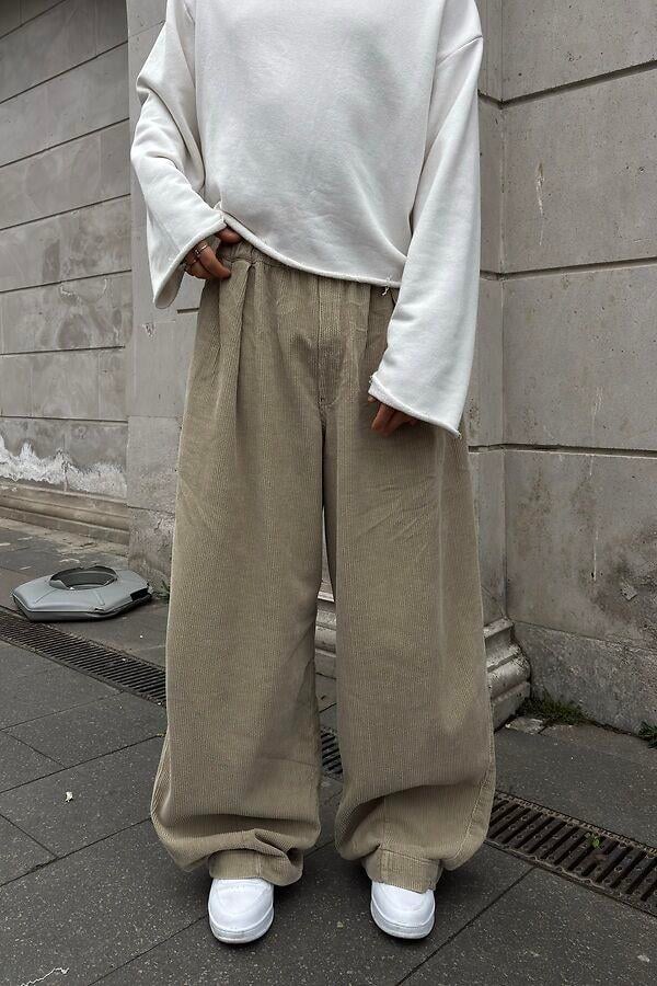 Premium Camel Bobbi Conduroy Extrem Baggy Pants