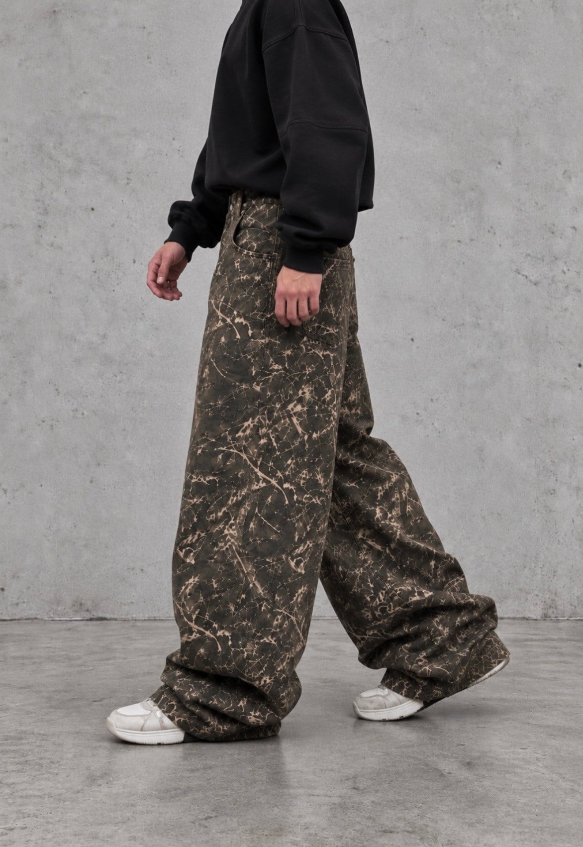 Premium Camouflage Buckle Back Ultra Baggy Jeans