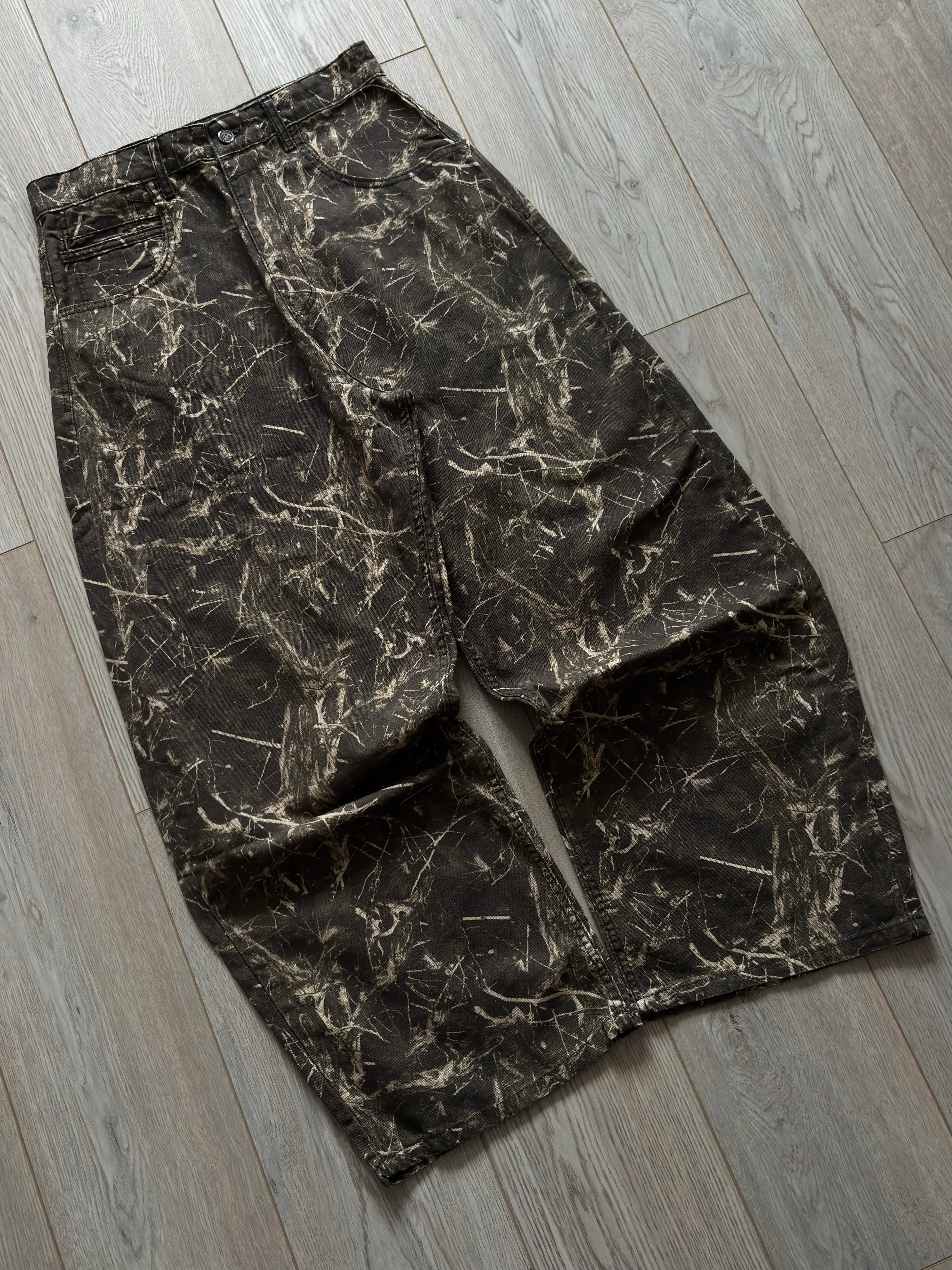 Premium Camouflage Buckle Back Ultra Baggy Jeans