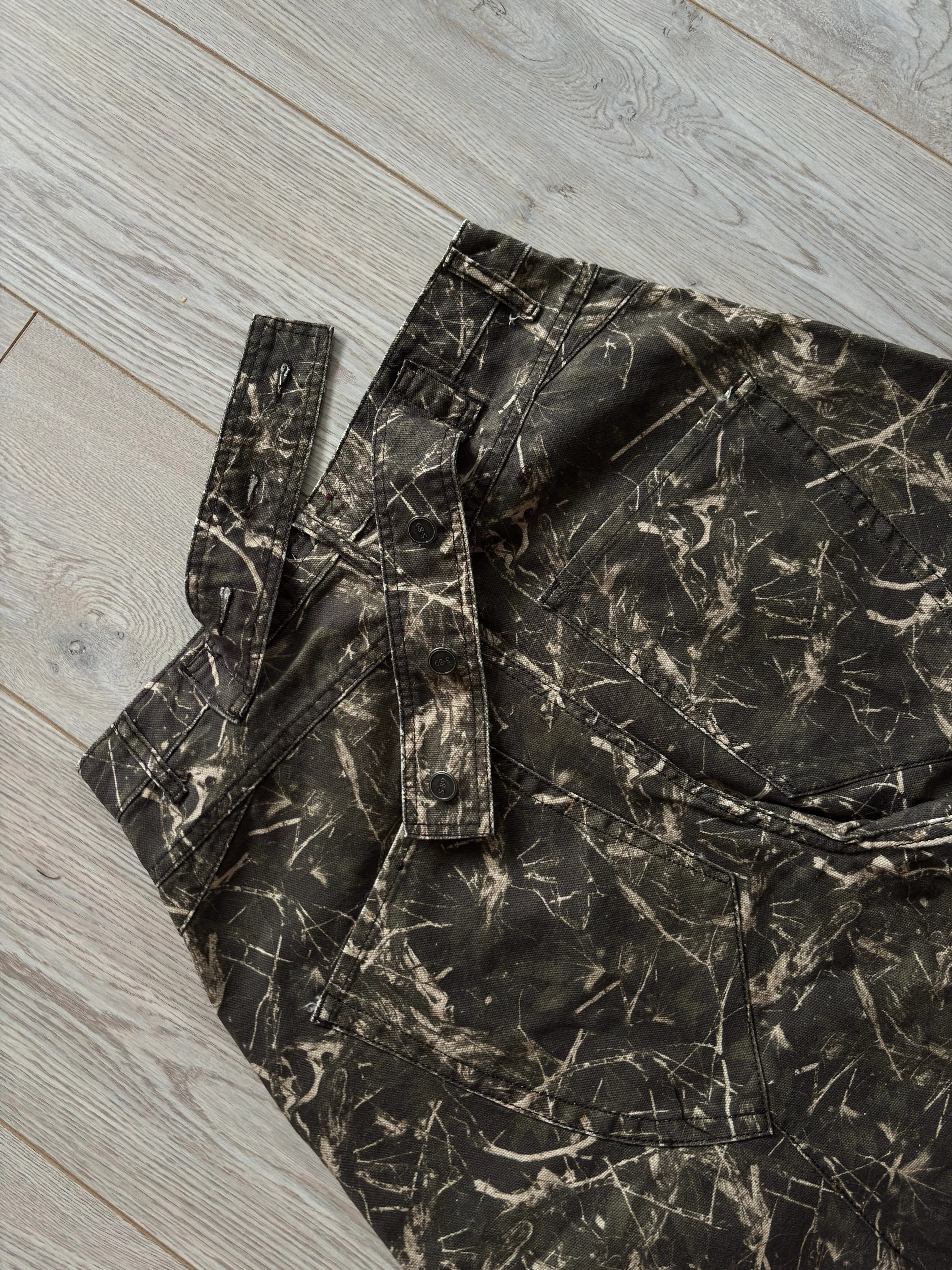 Premium Camouflage Buckle Back Ultra Baggy Jeans