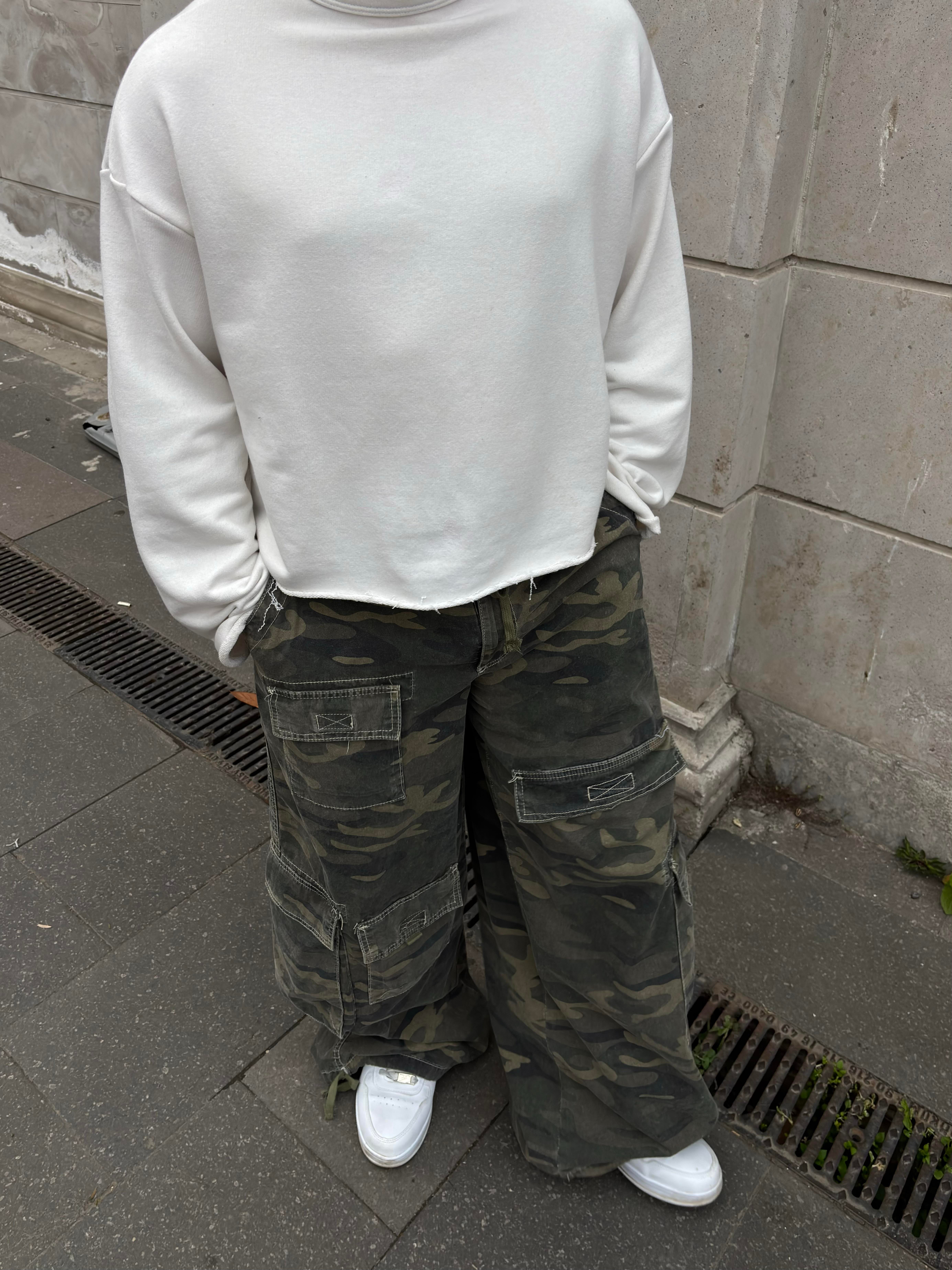 Premium Camouflage Multi Pocket Ultra Baggy Cargo Pants