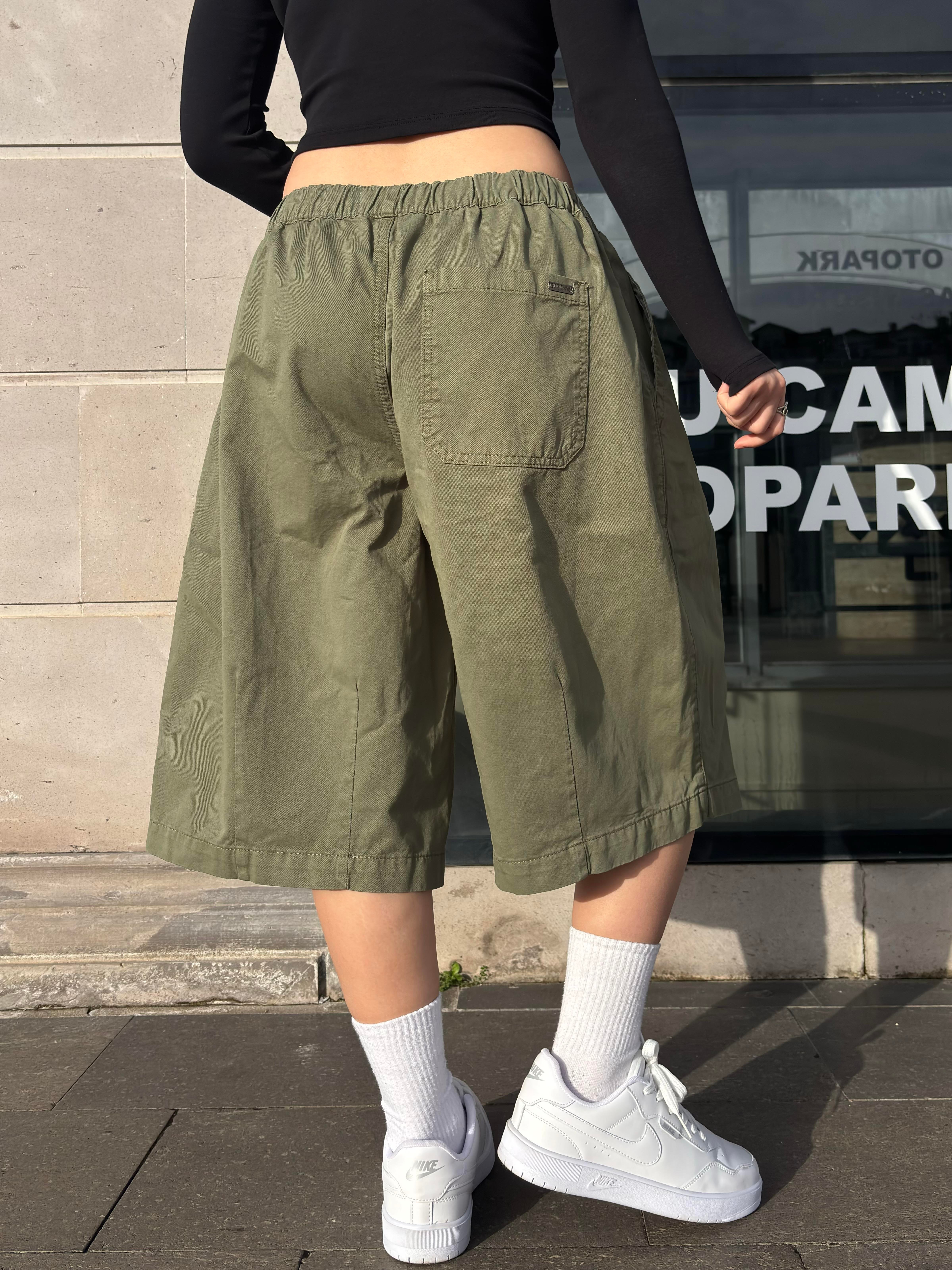 Premium Casual Bombi Green Shorts
