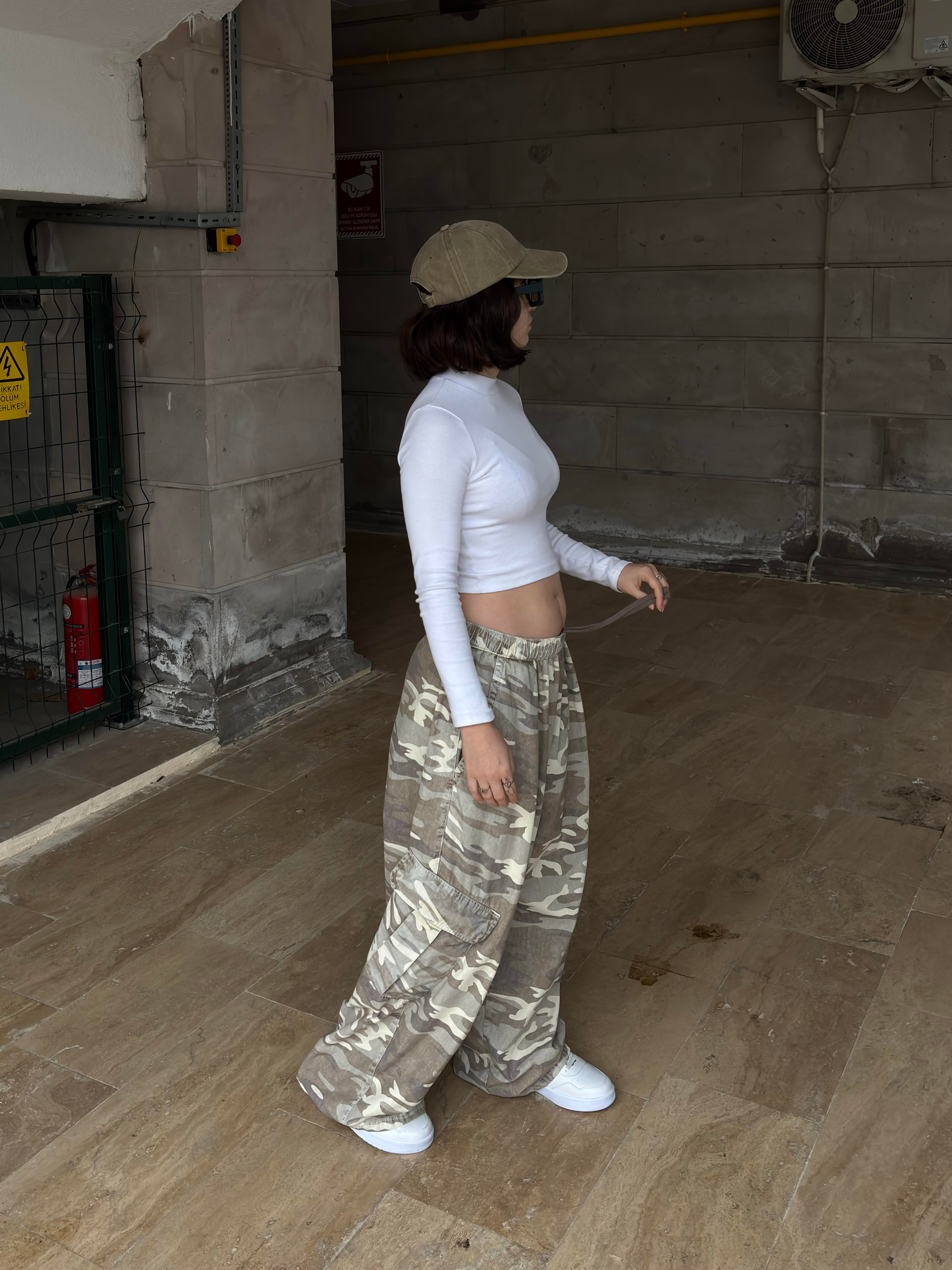 Premium Cream Bobbi Pull-On Baggy Cargo Pants