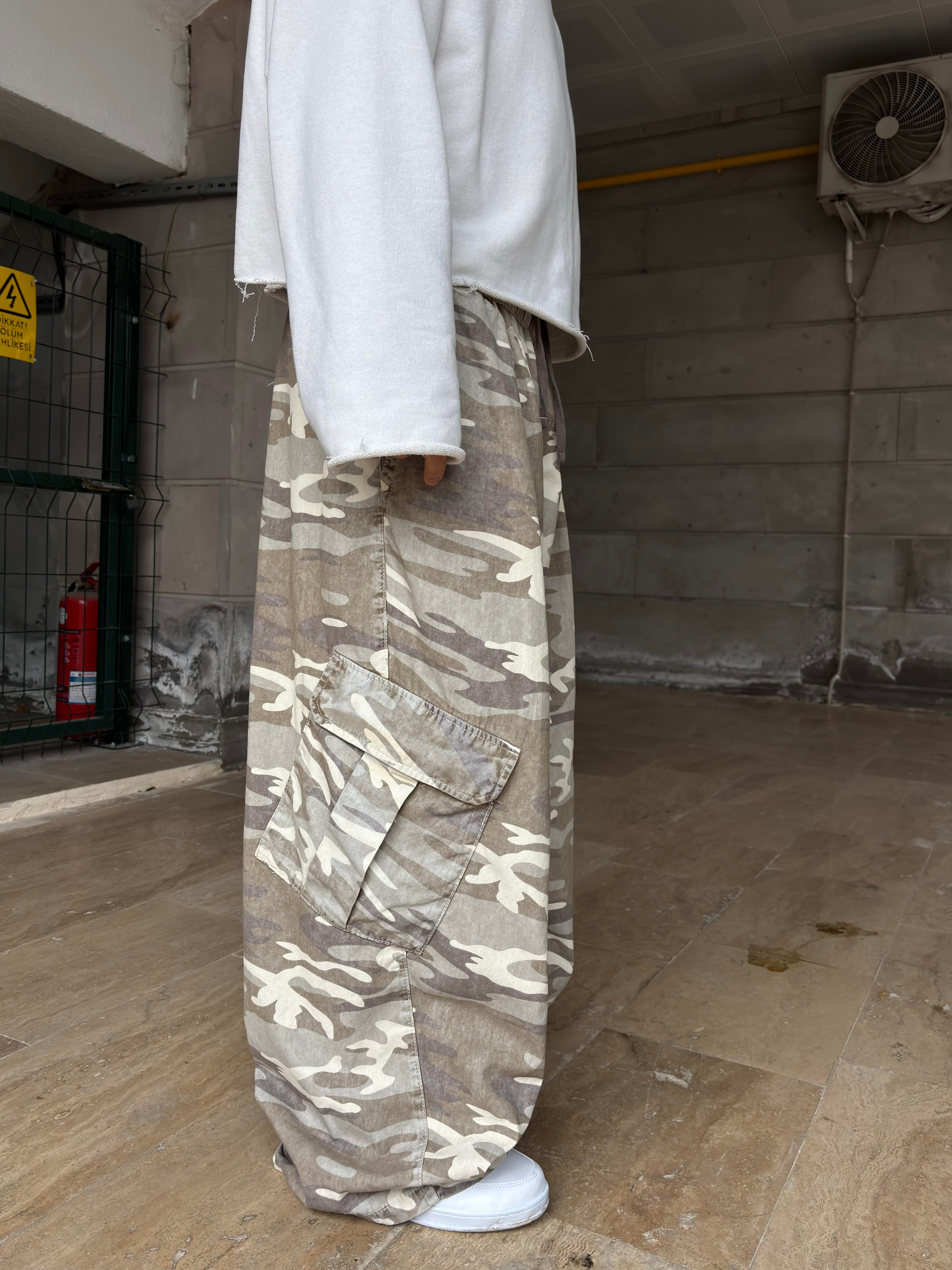 Premium Cream Bobbi Pull-On Baggy Cargo Pants