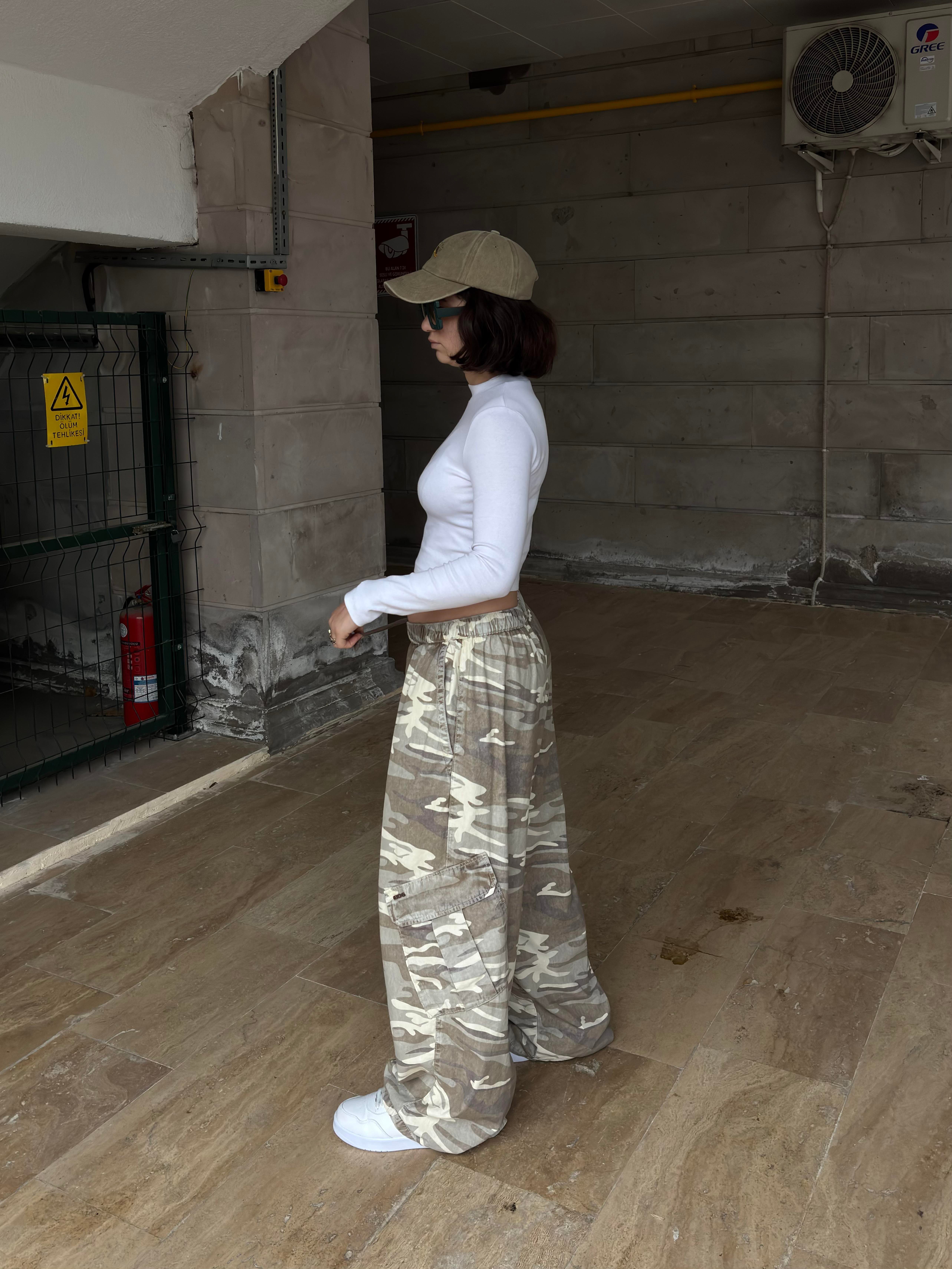 Premium Cream Bobbi Pull-On Baggy Cargo Pants