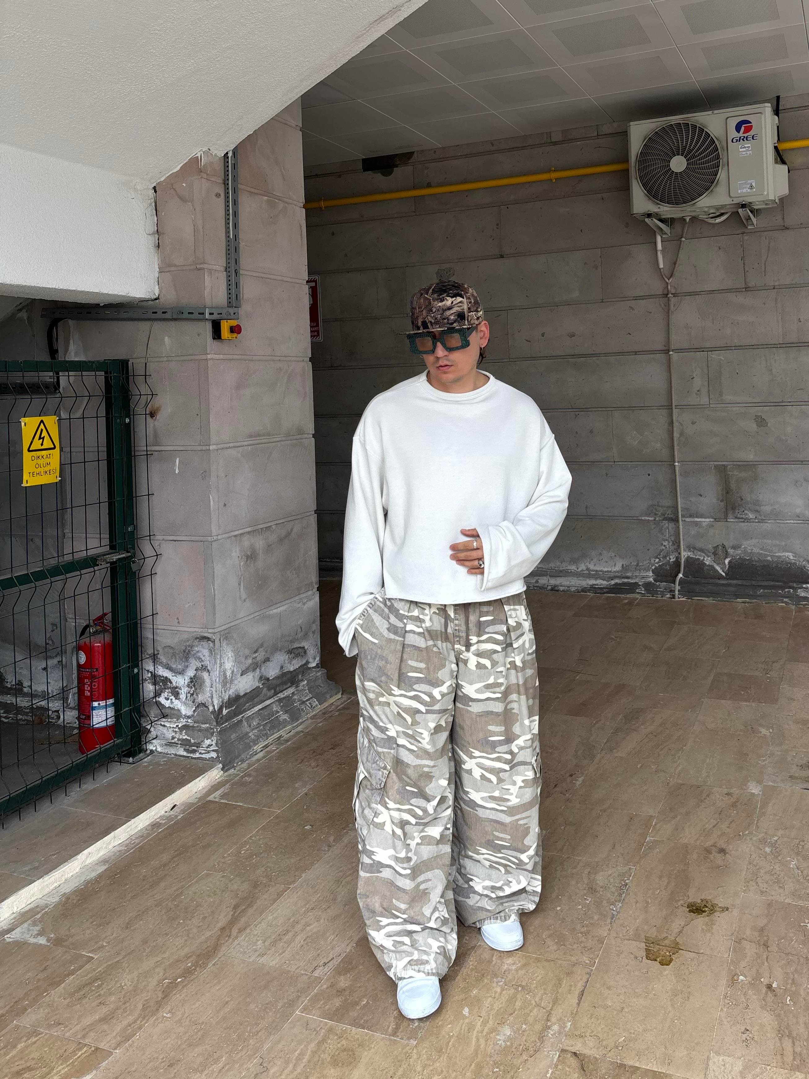 Premium Cream Bobbi Pull-On Baggy Cargo Pants
