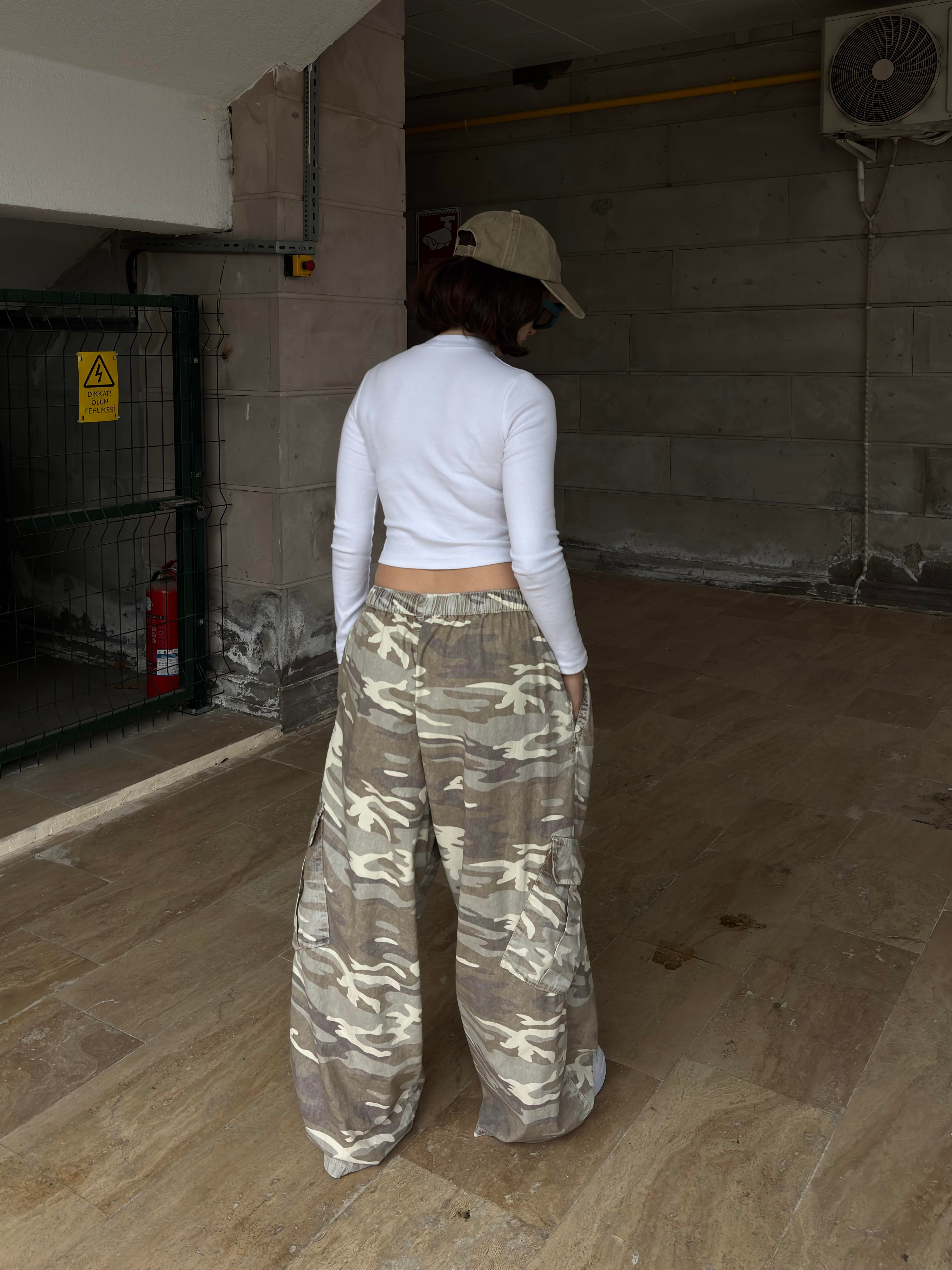 Premium Cream Bobbi Pull-On Baggy Cargo Pants
