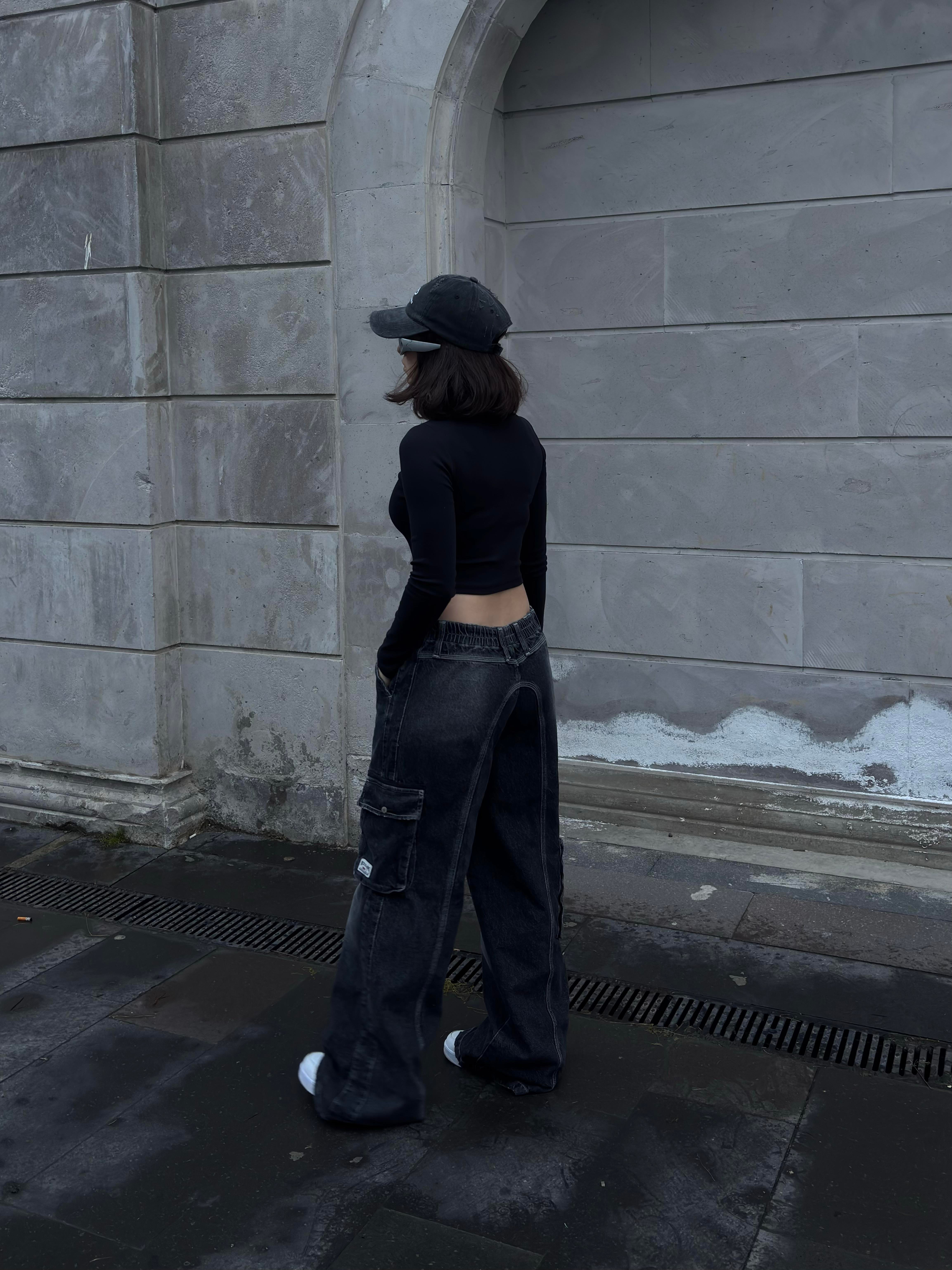 Premium Cyber Y2K Cargo Black Tinted Jeans