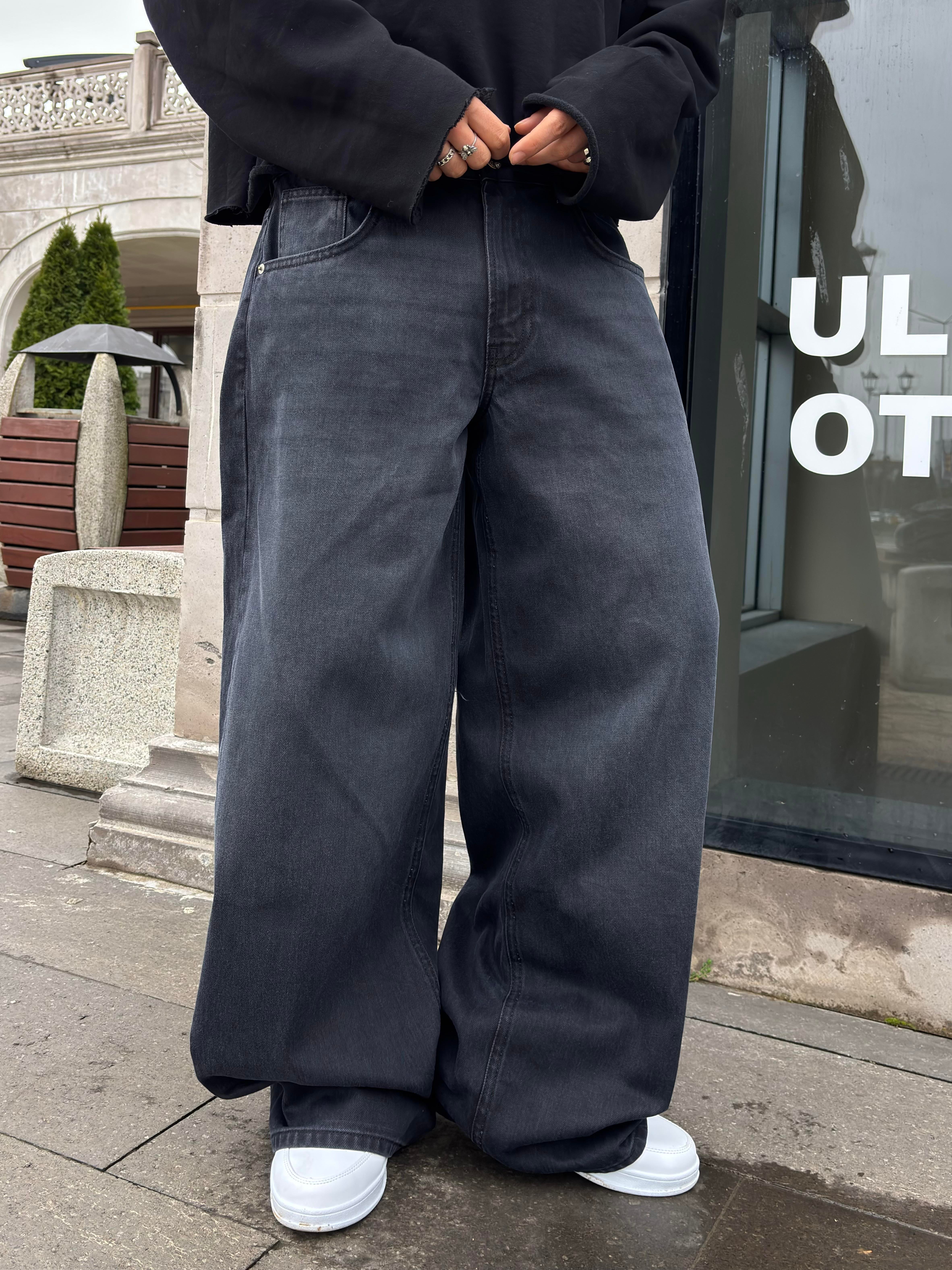 Premium Dark-Charcoal Baggy Jeans