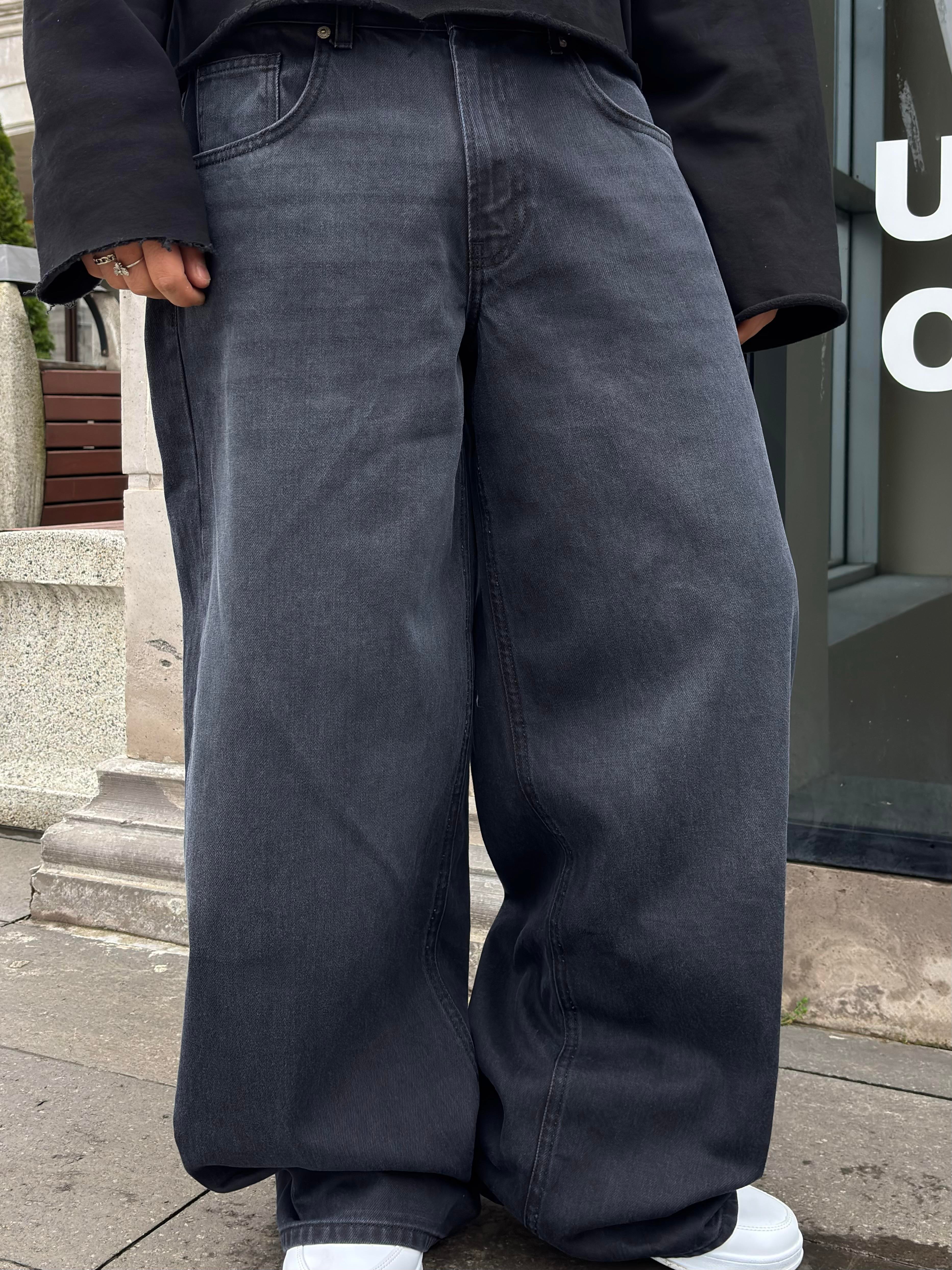 Premium Dark-Charcoal Baggy Jeans