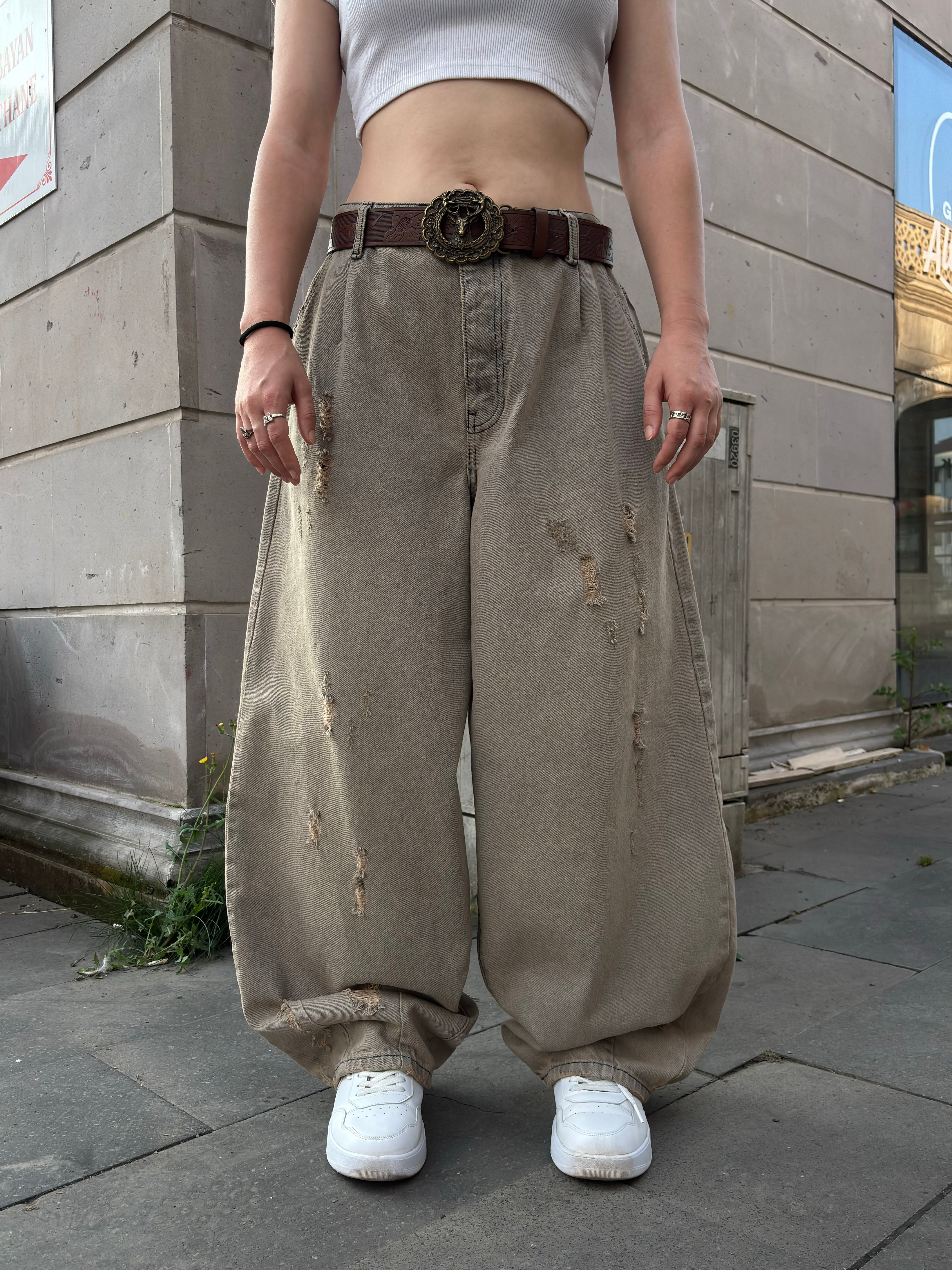 Premium Desert Distressed Balloon Denim Jean