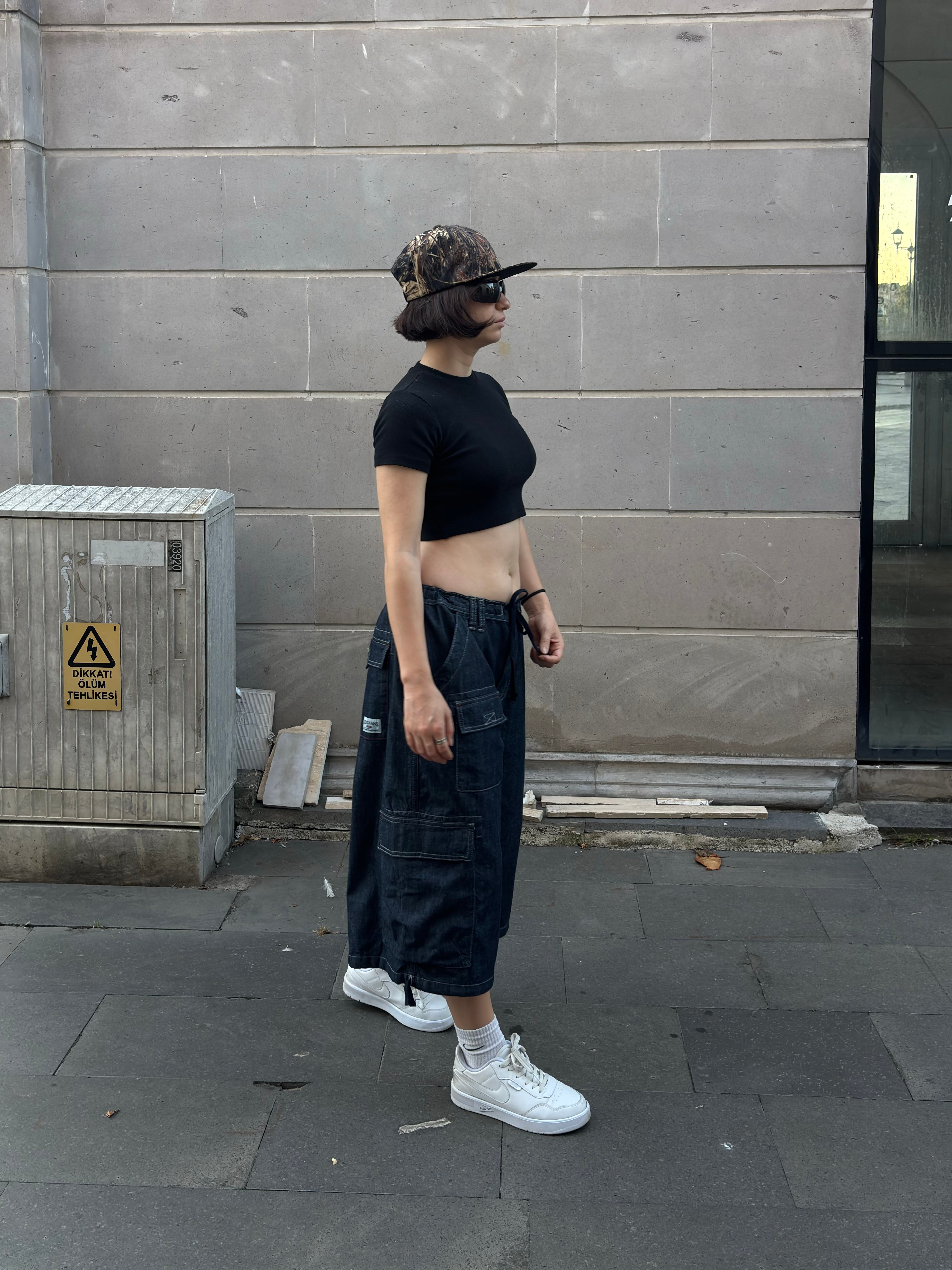 Premium Detroit Crop Pull-On Baggy Cargo Jorts