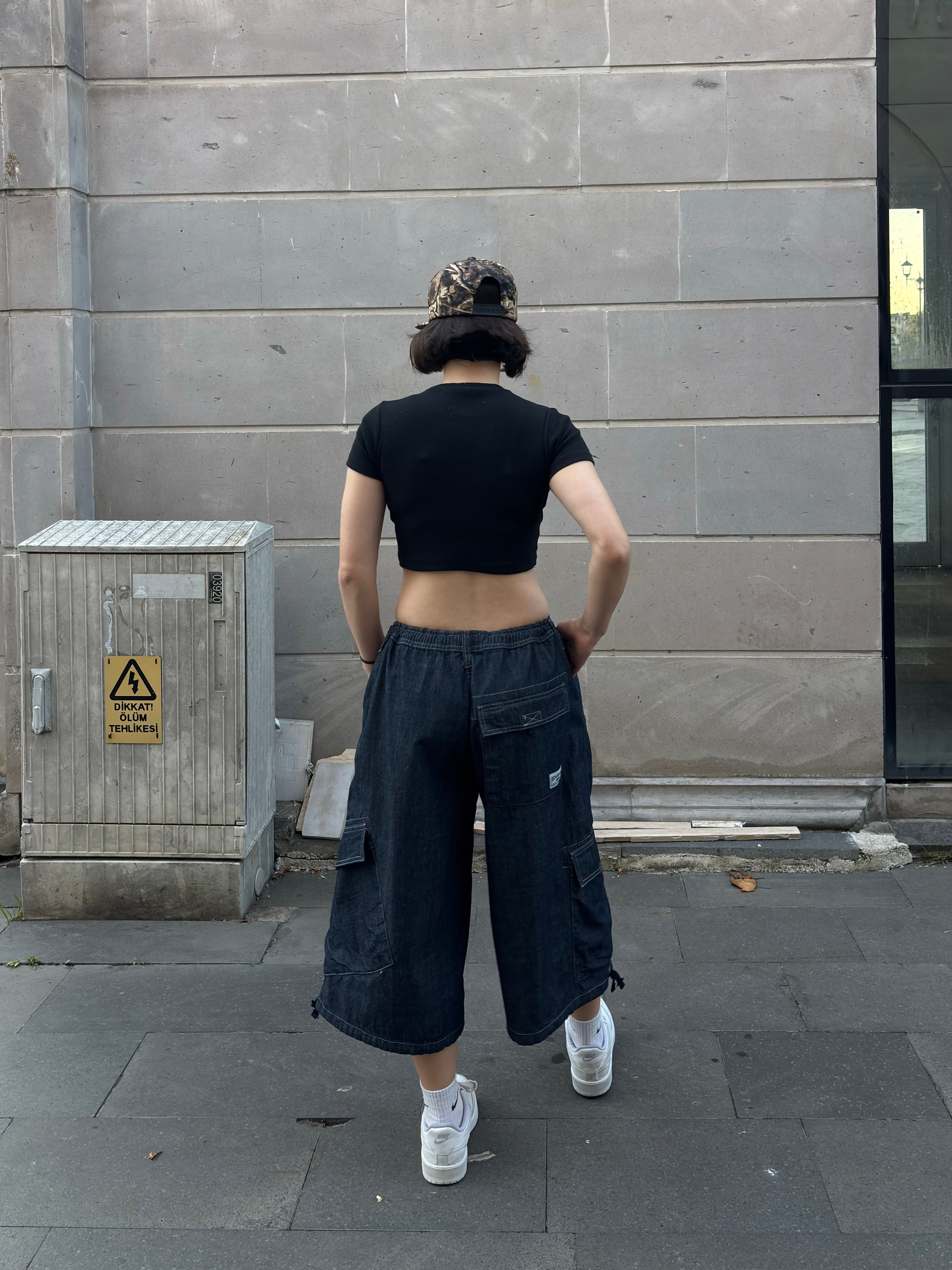 Premium Detroit Crop Pull-On Baggy Cargo Jorts