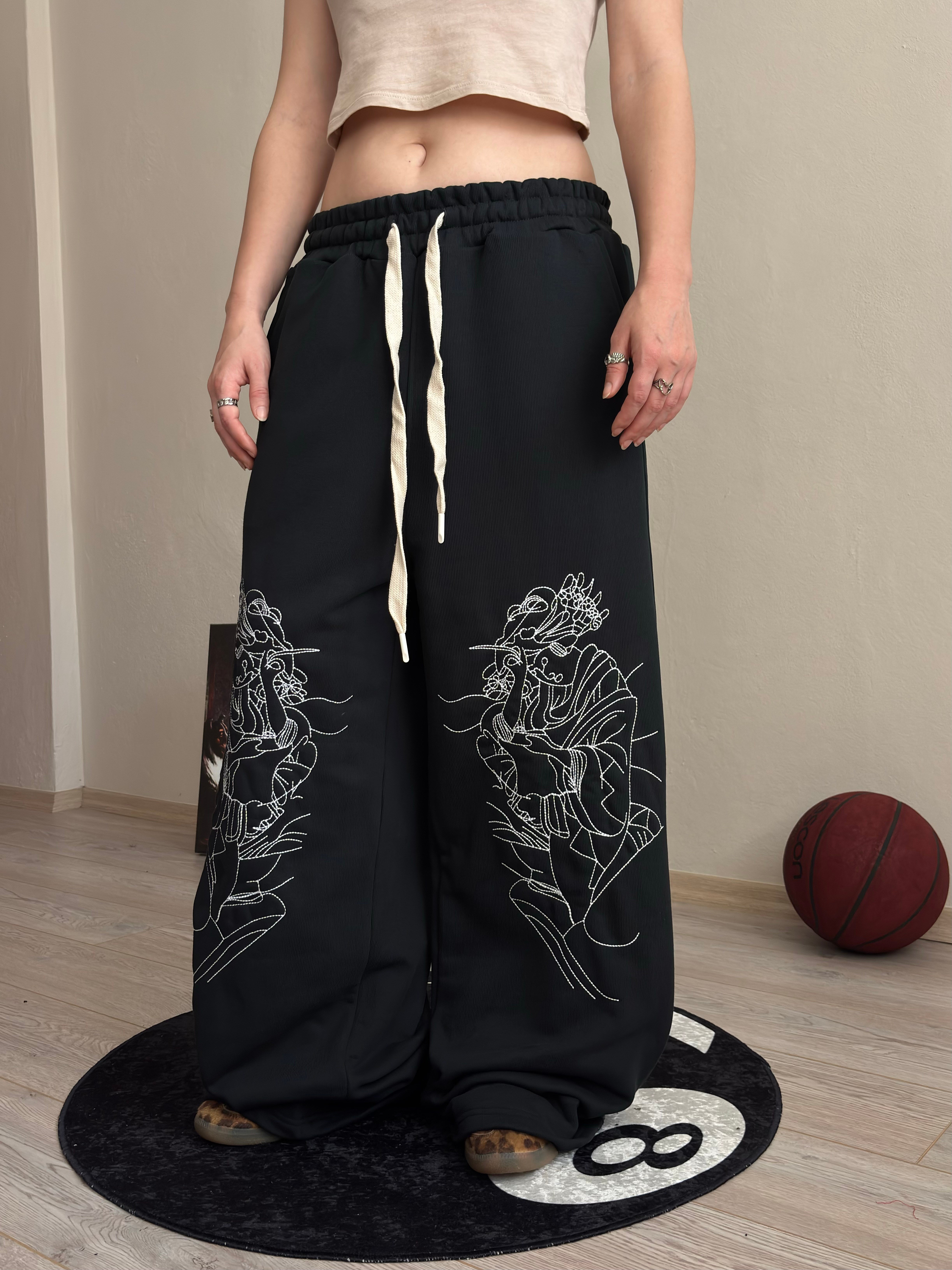 Premium Divine Sketch Nakışlı Eşofman Altı