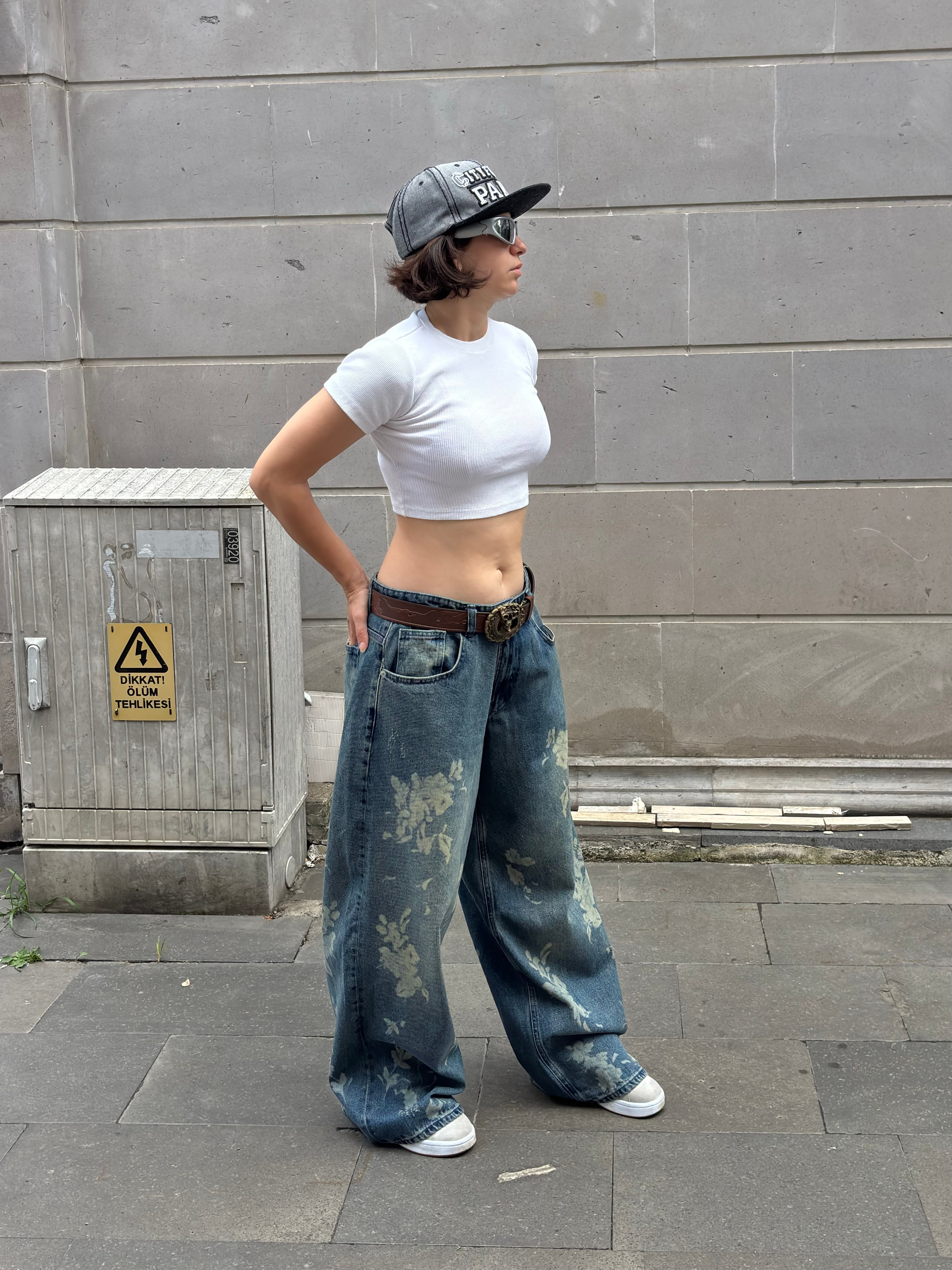 Premium Flora Fade Wash Baggy Jeans