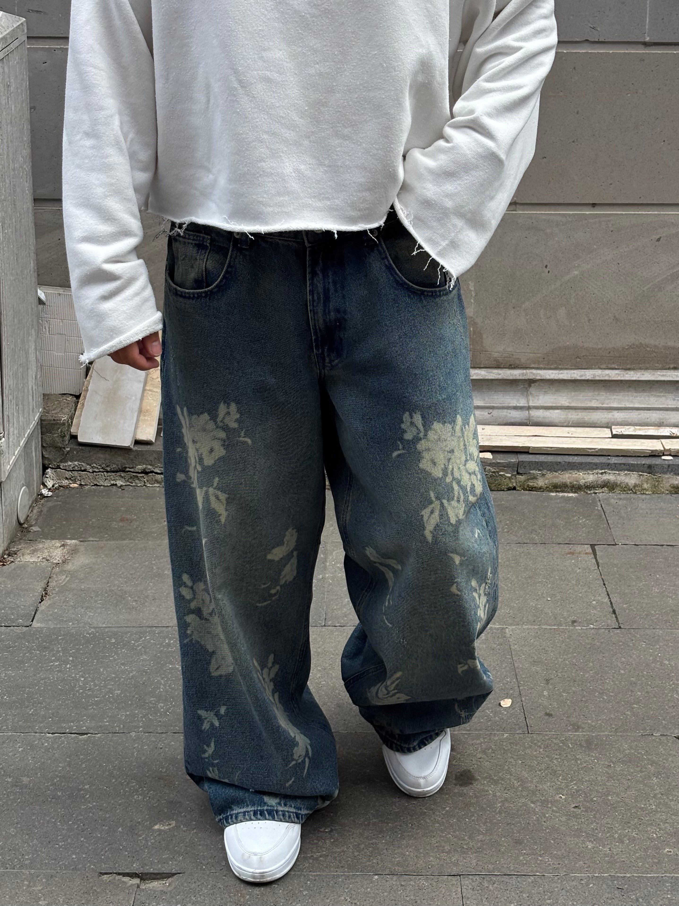Premium Flora Fade Wash Baggy Jeans