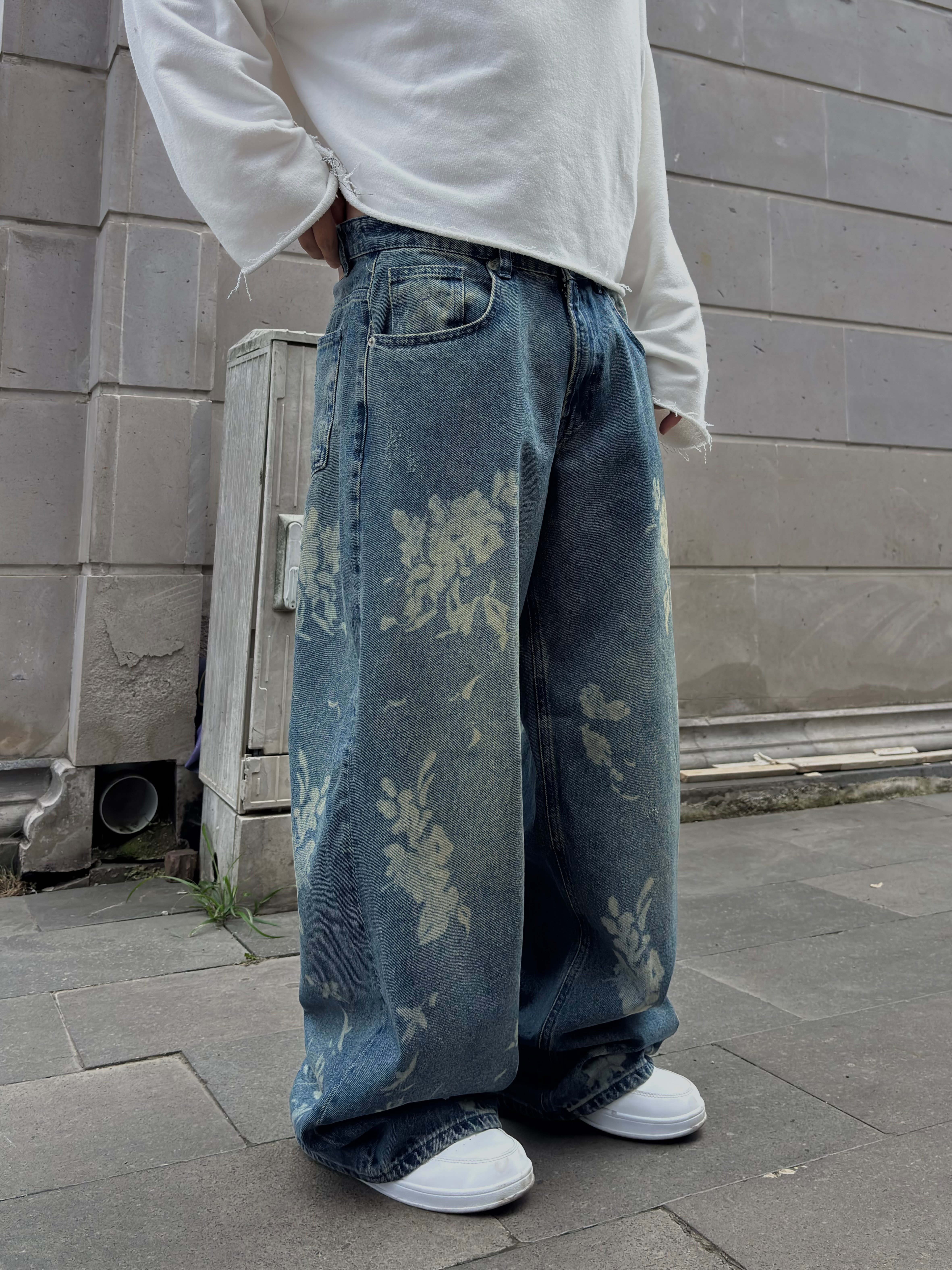 Premium Flora Fade Wash Baggy Jeans